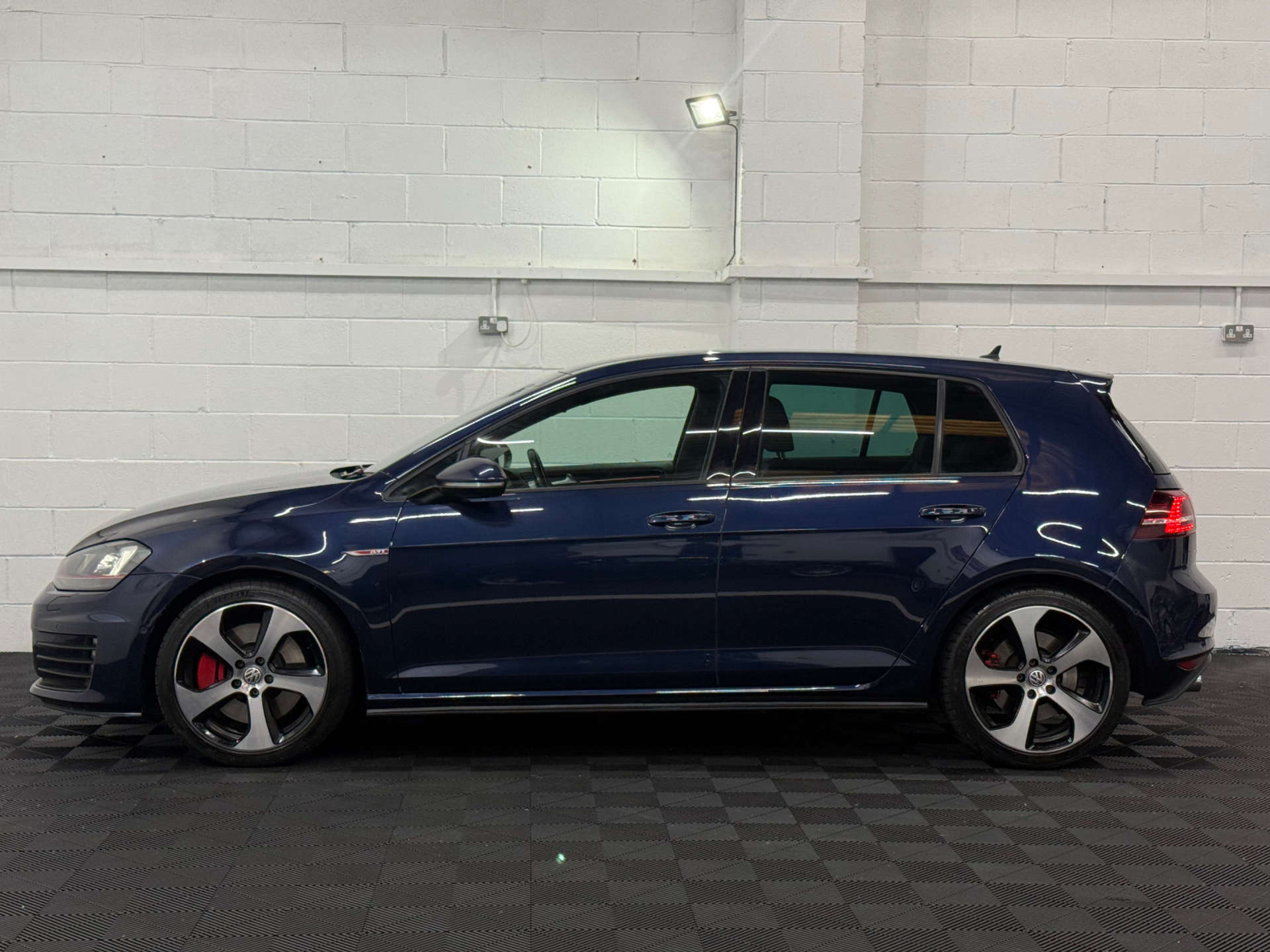 Volkswagen GOLF 2.0 Golf GTi Performance Semi-Auto 5dr #5