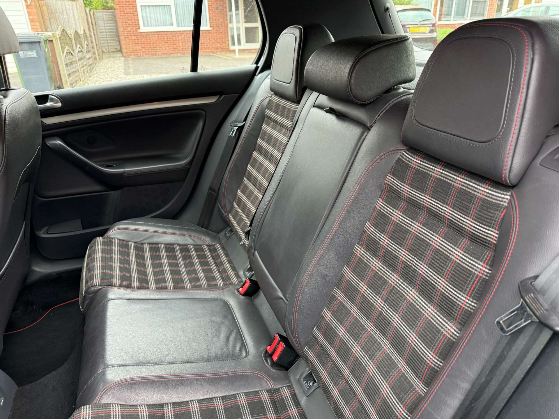 Volkswagen GOLF 2.0 Golf GTi Edition 30 230 5dr #7