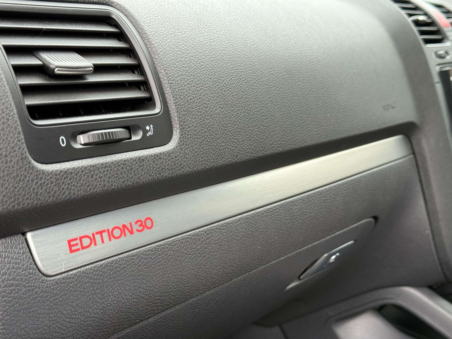 Volkswagen GOLF 2.0 Golf GTi Edition 30 230 5dr #8