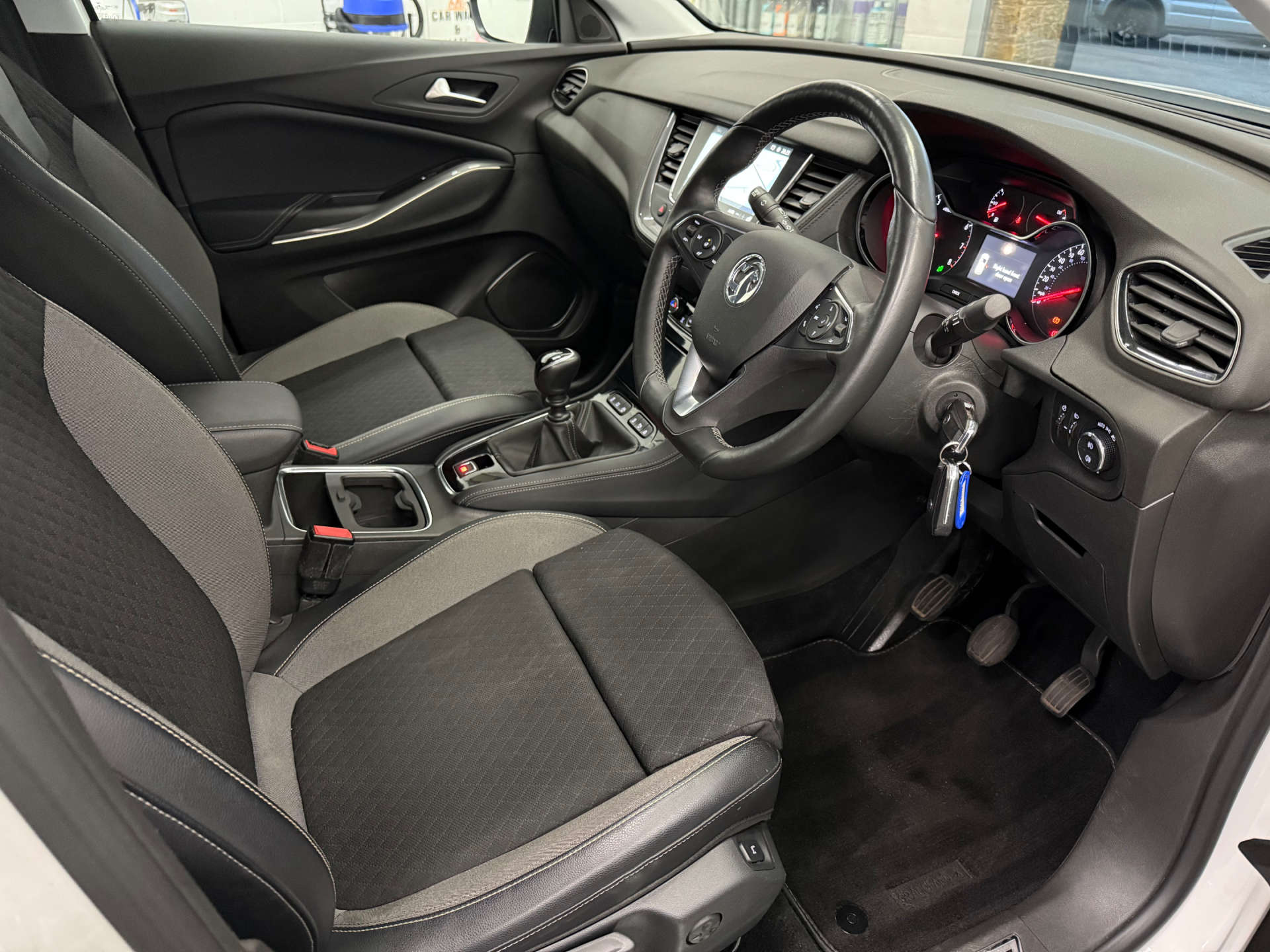 Vauxhall GRANDLAND X 1.2 Grandland X Business Edition Nav T 5dr #9