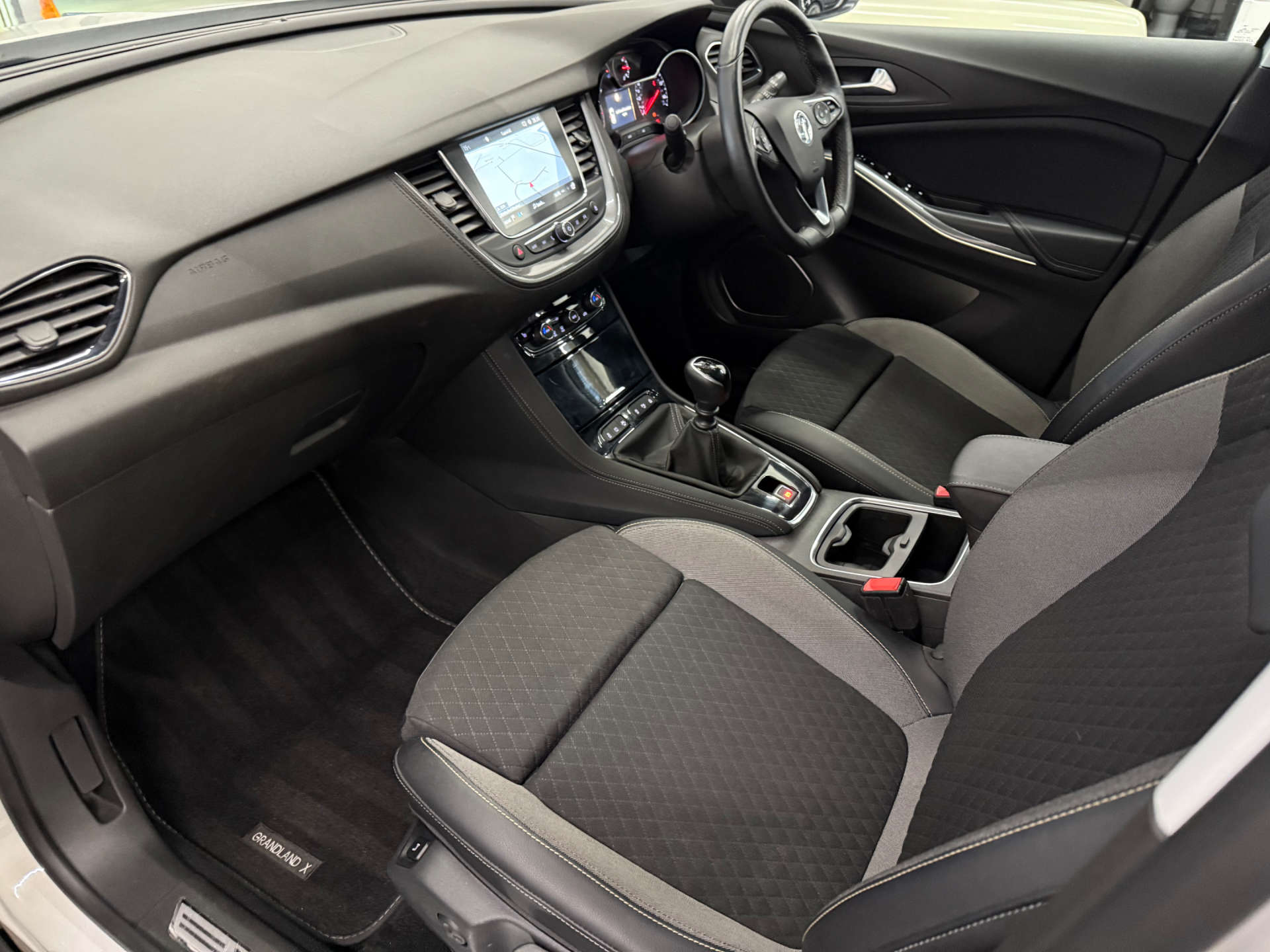 Vauxhall GRANDLAND X 1.2 Grandland X Business Edition Nav T 5dr #13