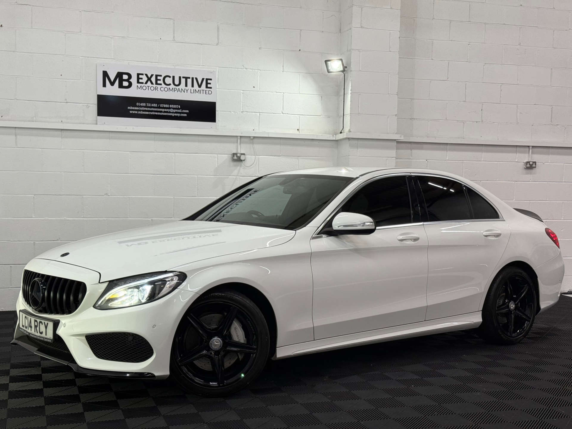 Mercedes-Benz C-CLASS 2.1 C250 AMG Line Bluetec Auto 4dr #6