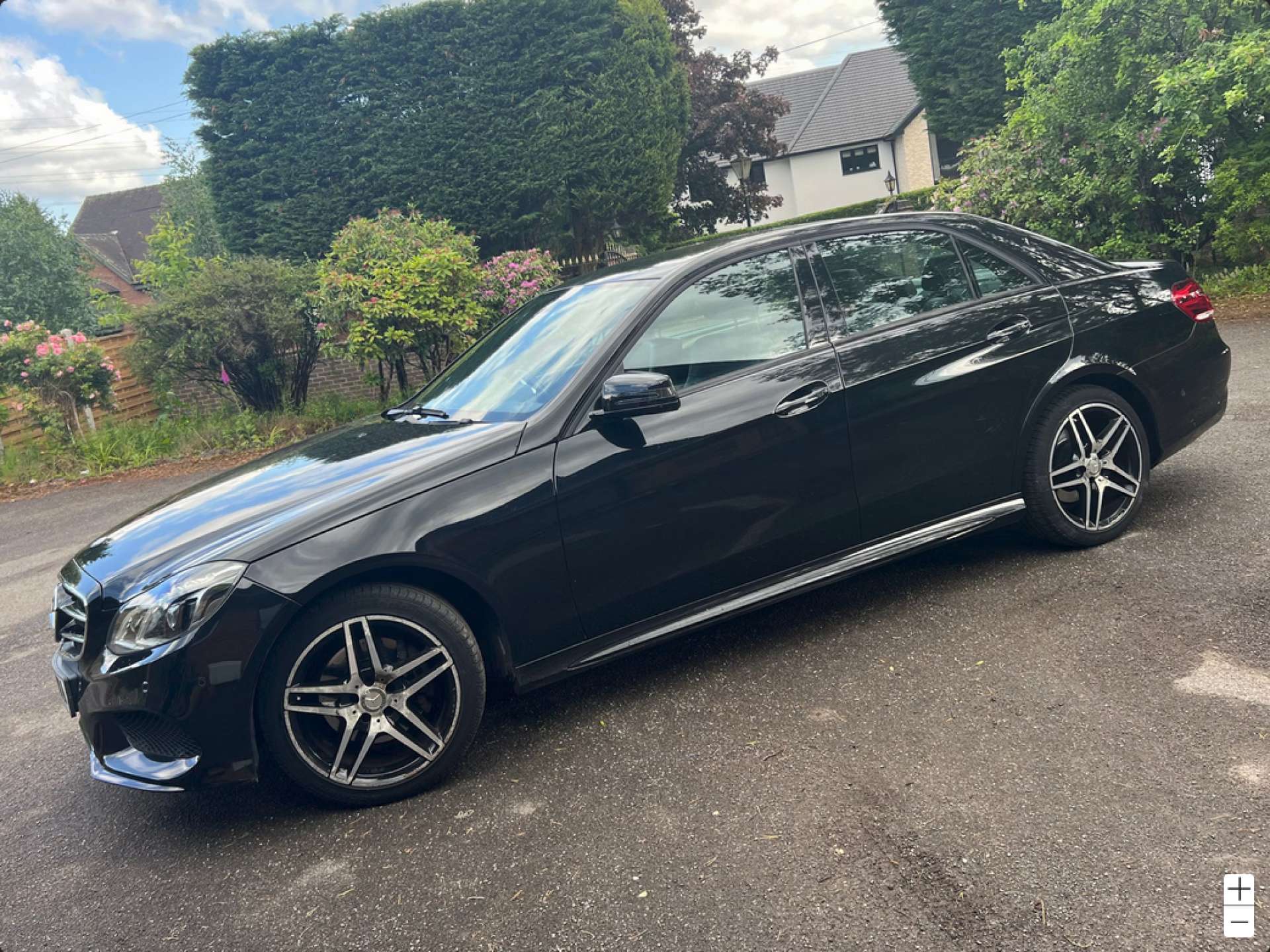 Mercedes-Benz E-CLASS 2.1 E220 AMG Night Edition Bluetec Auto 4dr #4