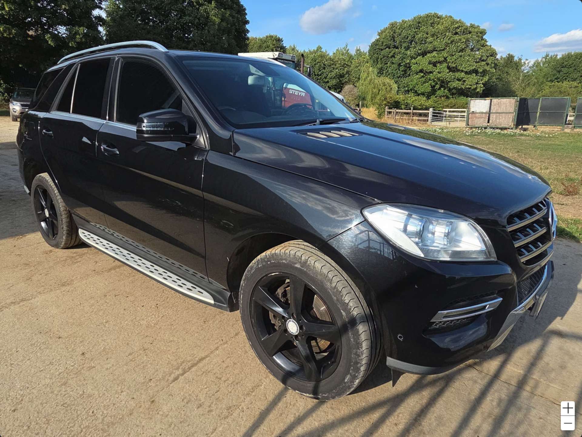 Mercedes-Benz M-CLASS 3.0 ML350 SE Bluetec Auto 4WD 5dr #0