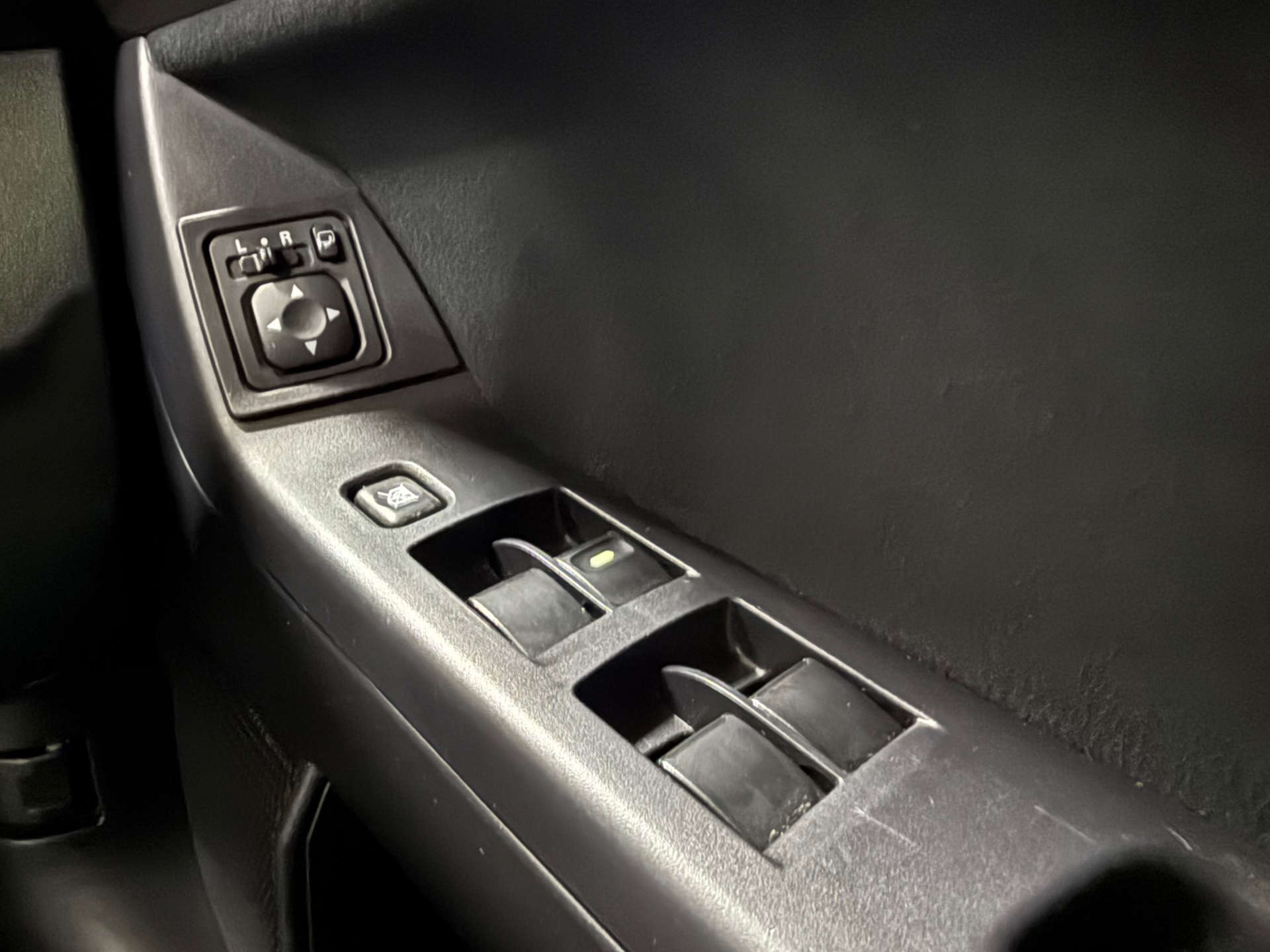 MITSUBISHI LANCER 2.0 Lancer Evo X GSR FQ300 4WD 4dr #35