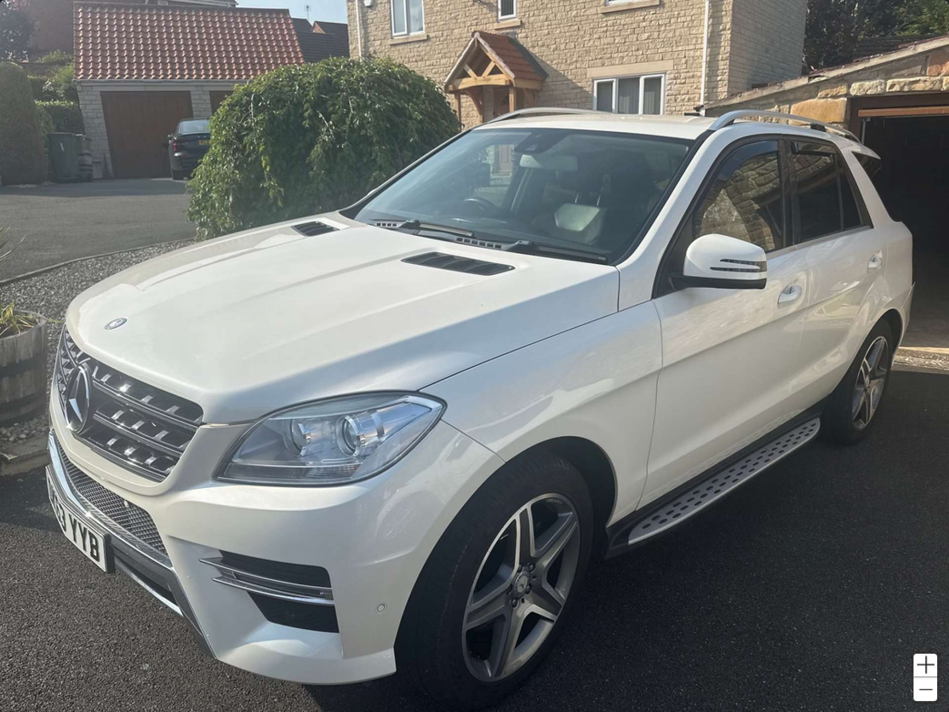 Mercedes-Benz M-CLASS 2.1 ML250 AMG Sport Bluetec Auto 4WD 5dr #4