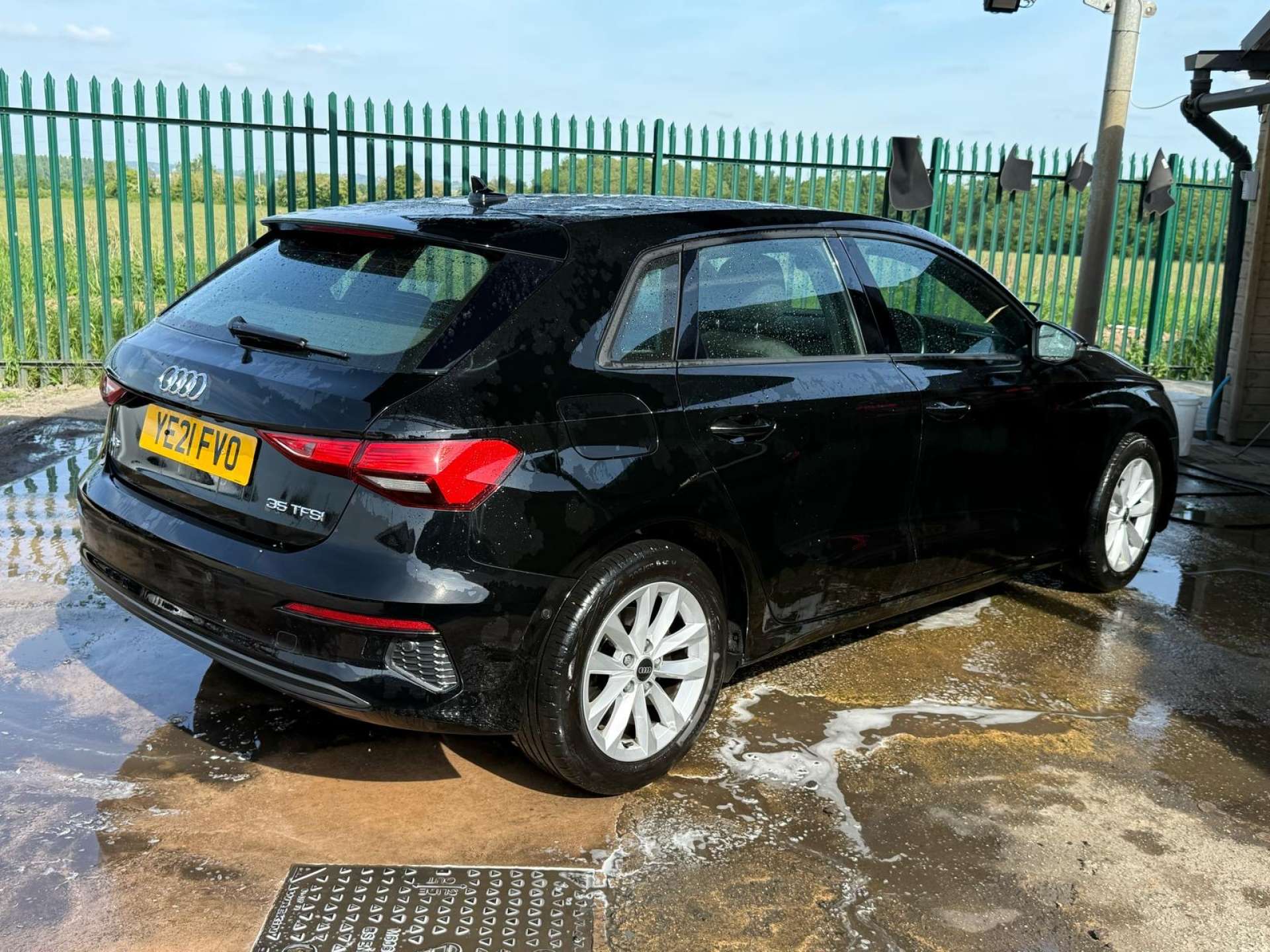 Audi A3 1.5 A3 Sportback 35 TFSI MHEV Technik Semi-Auto 5dr #2