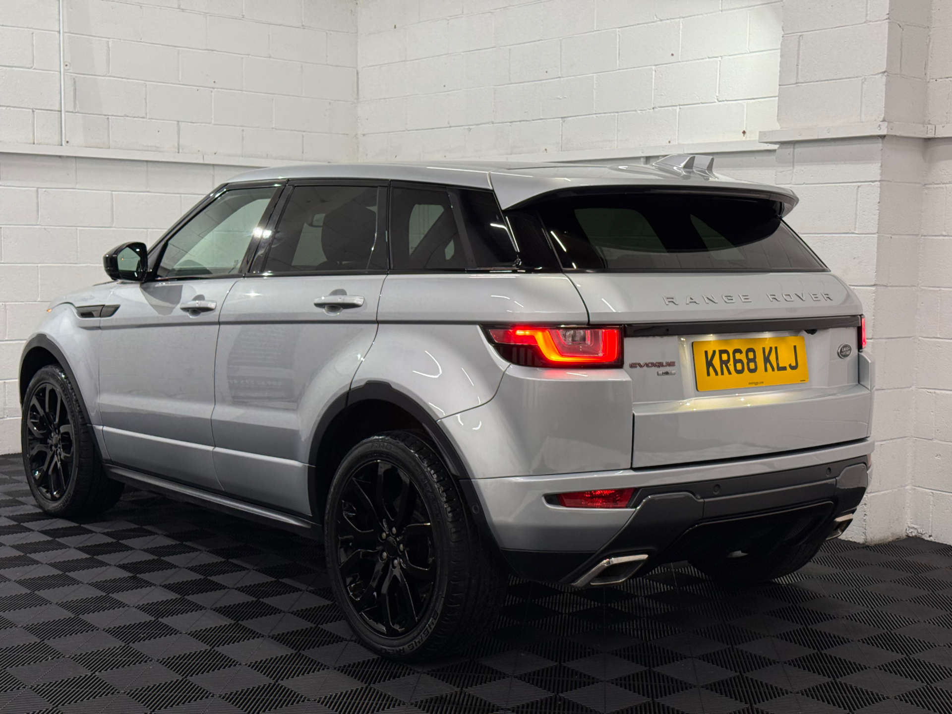 Land Rover Range Rover Evoque 2.0 Range Rover Evoque HSE Dynamic Luxury TD4 Auto 4WD 5dr #4