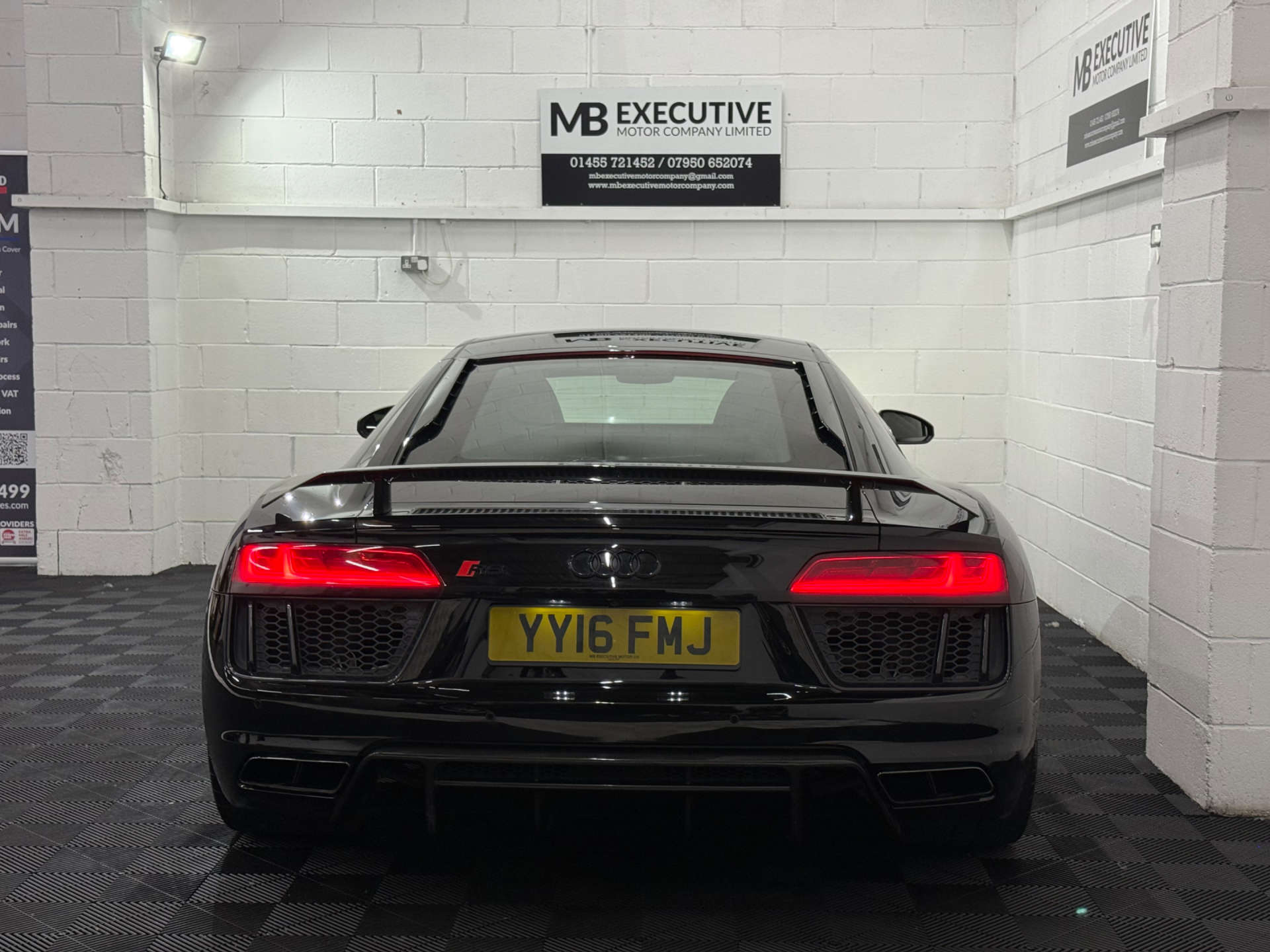 Audi R8 5.2 R8+ Quattro V10 Semi-Auto 4WD 2dr #3