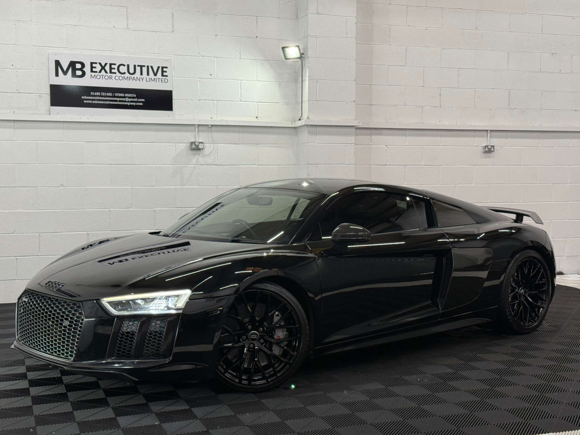 Audi R8 5.2 R8+ Quattro V10 Semi-Auto 4WD 2dr #6