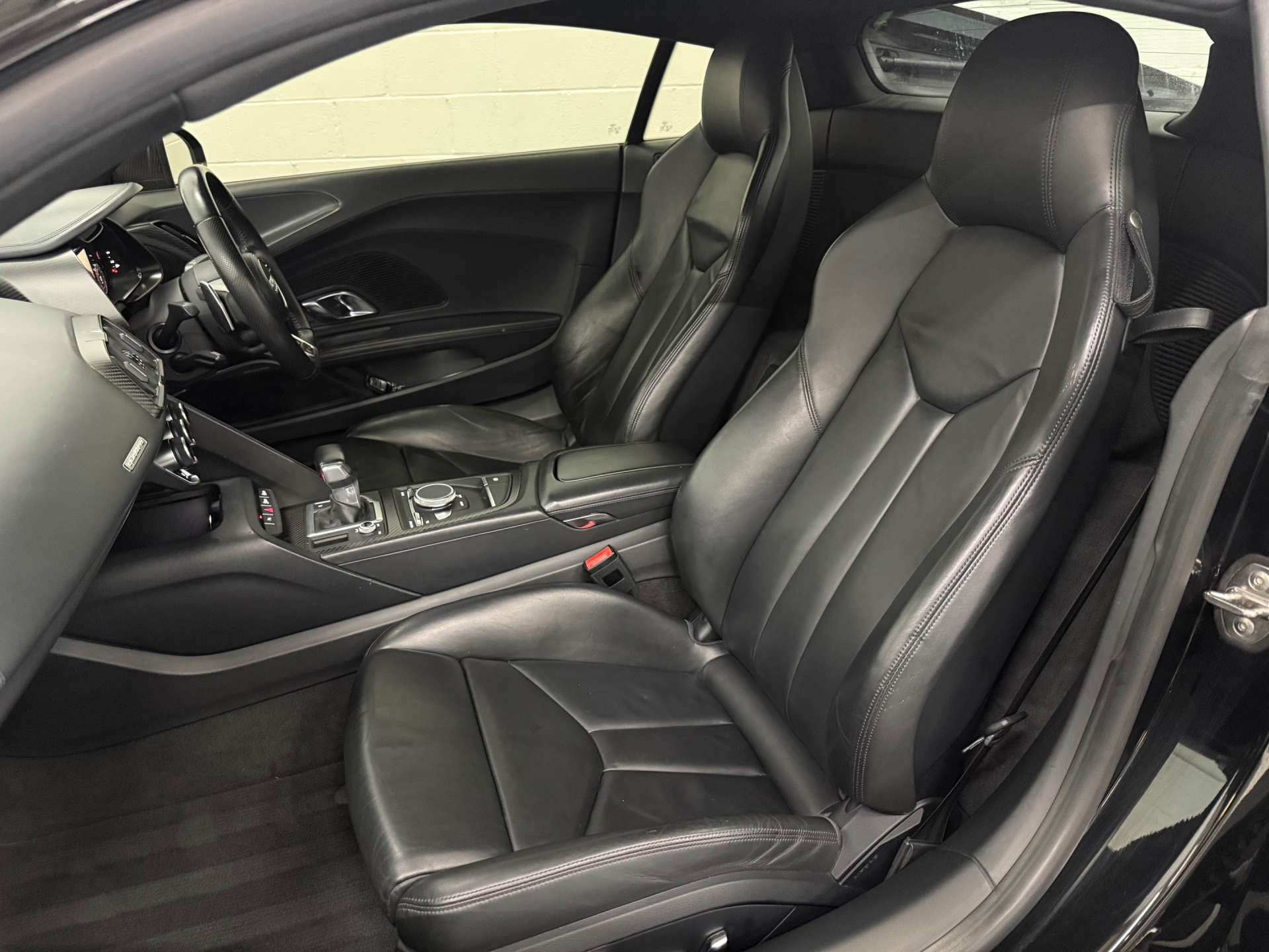 Audi R8 5.2 R8+ Quattro V10 Semi-Auto 4WD 2dr #10