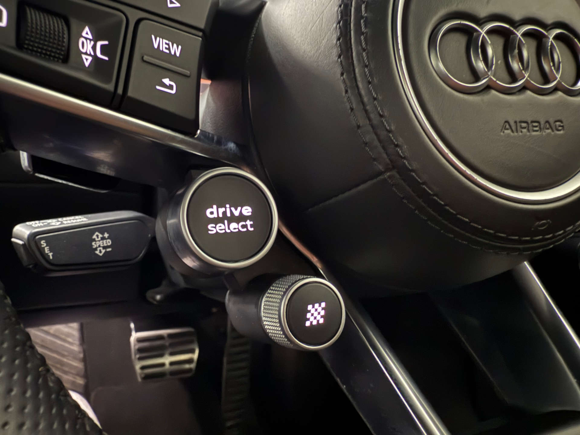 Audi R8 5.2 R8+ Quattro V10 Semi-Auto 4WD 2dr #24