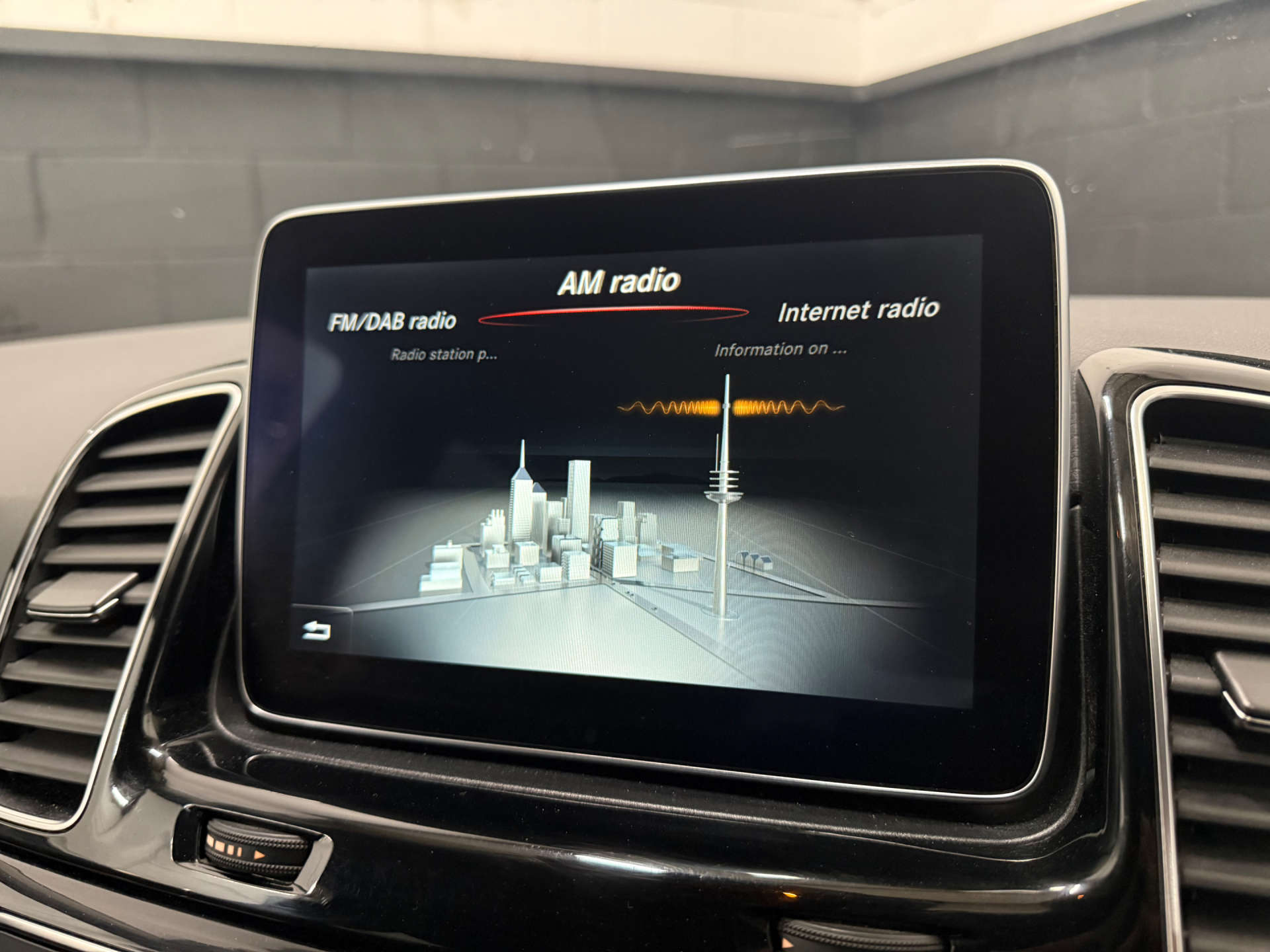 Mercedes-Benz GLE 3.0 GLE 350 D 4Matic AMG Line Auto 4WD 5dr #22