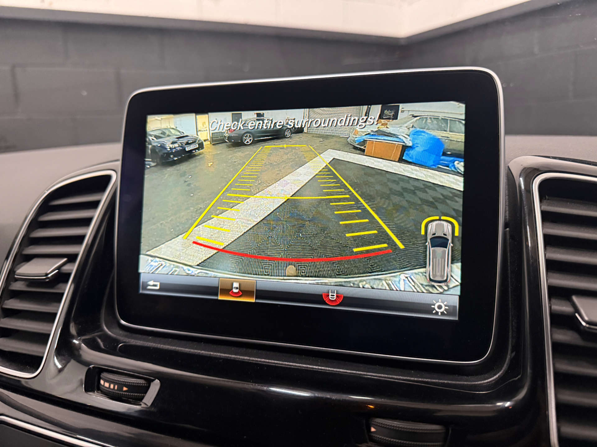 Mercedes-Benz GLE 3.0 GLE 350 D 4Matic AMG Line Auto 4WD 5dr #30