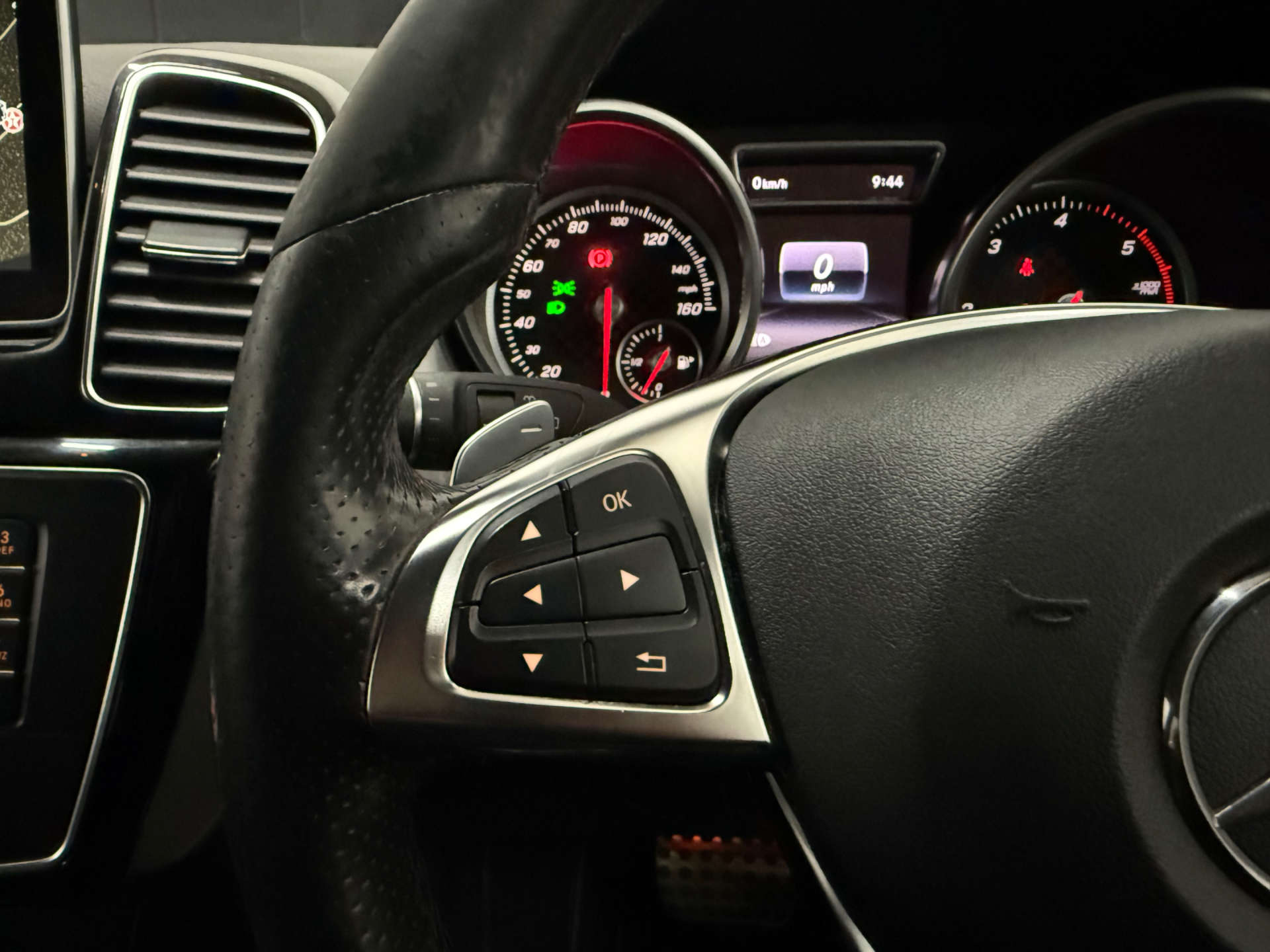 Mercedes-Benz GLE 3.0 GLE 350 D 4Matic AMG Line Auto 4WD 5dr #39