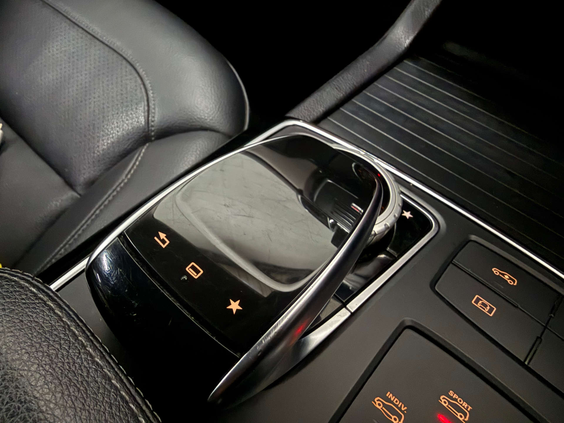 Mercedes-Benz GLE 3.0 GLE 350 D 4Matic AMG Line Auto 4WD 5dr #37