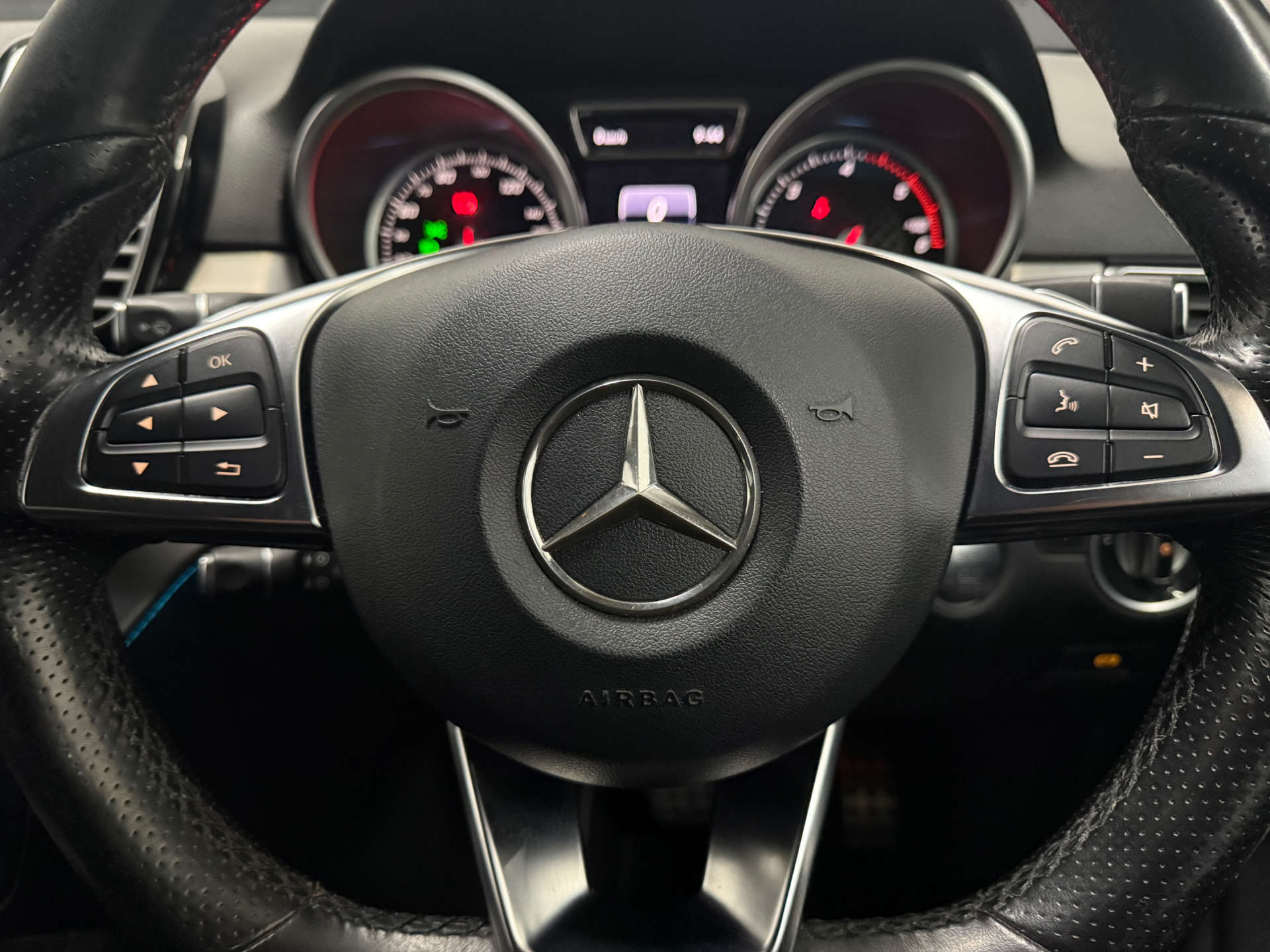 Mercedes-Benz GLE 3.0 GLE 350 D 4Matic AMG Line Auto 4WD 5dr #40