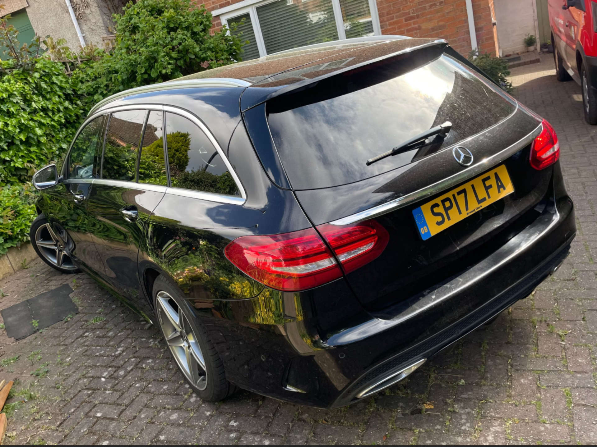 Mercedes-Benz C-CLASS 2.1 C 250 AMG Line D Auto 5dr #3