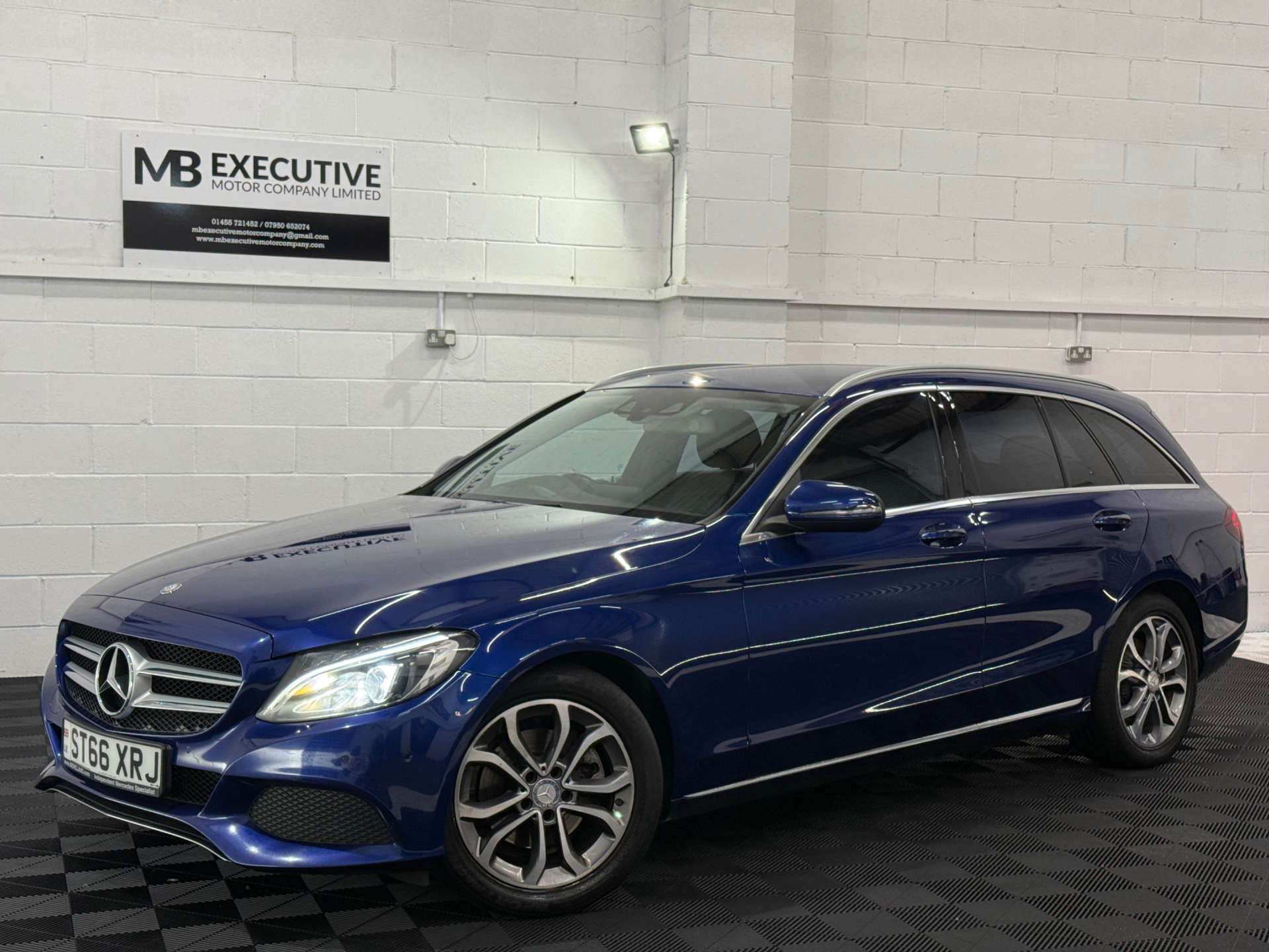 Mercedes-Benz C-CLASS 2.1 C220 D Sport 5dr #6