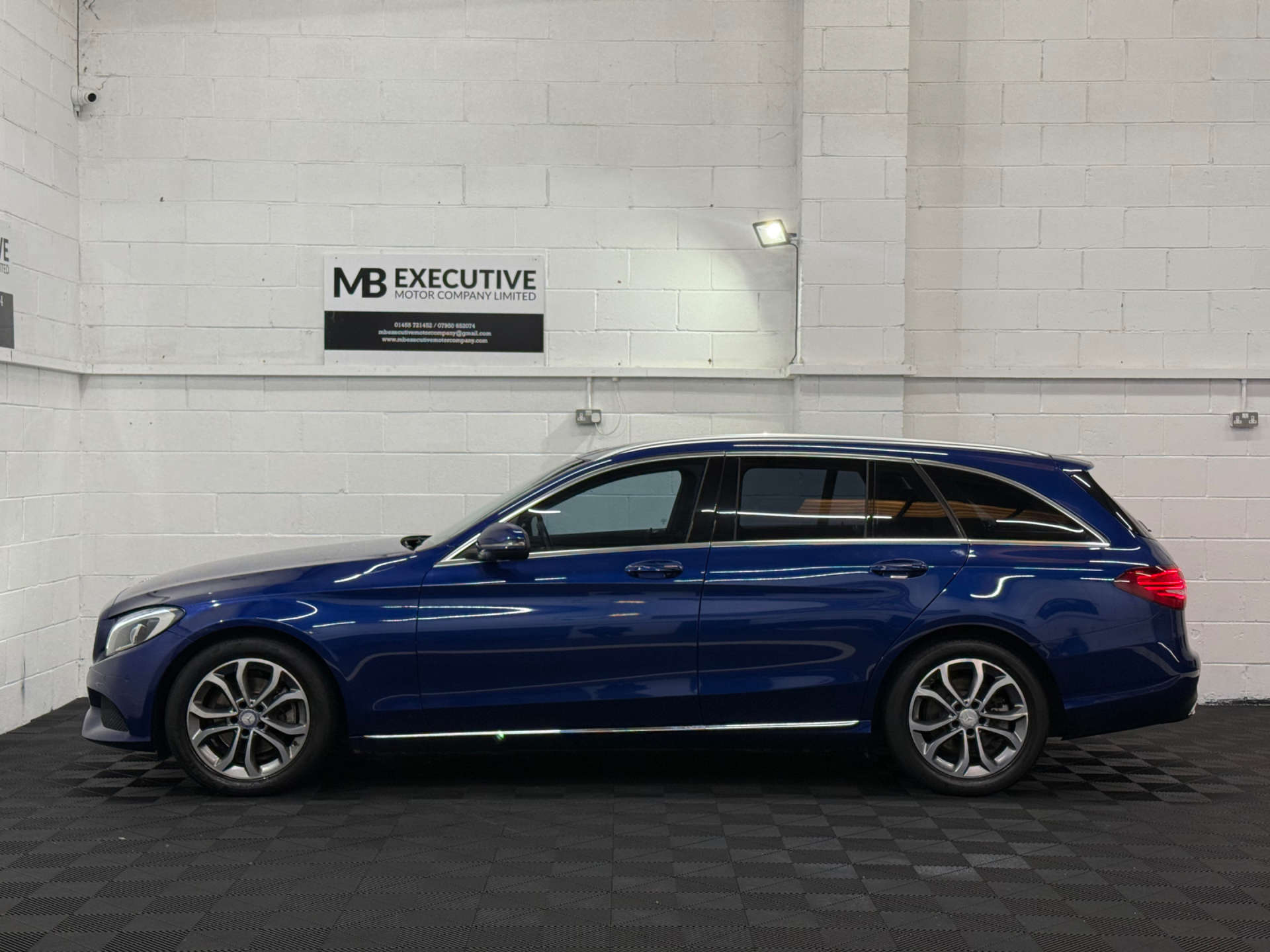 Mercedes-Benz C-CLASS 2.1 C220 D Sport 5dr #5