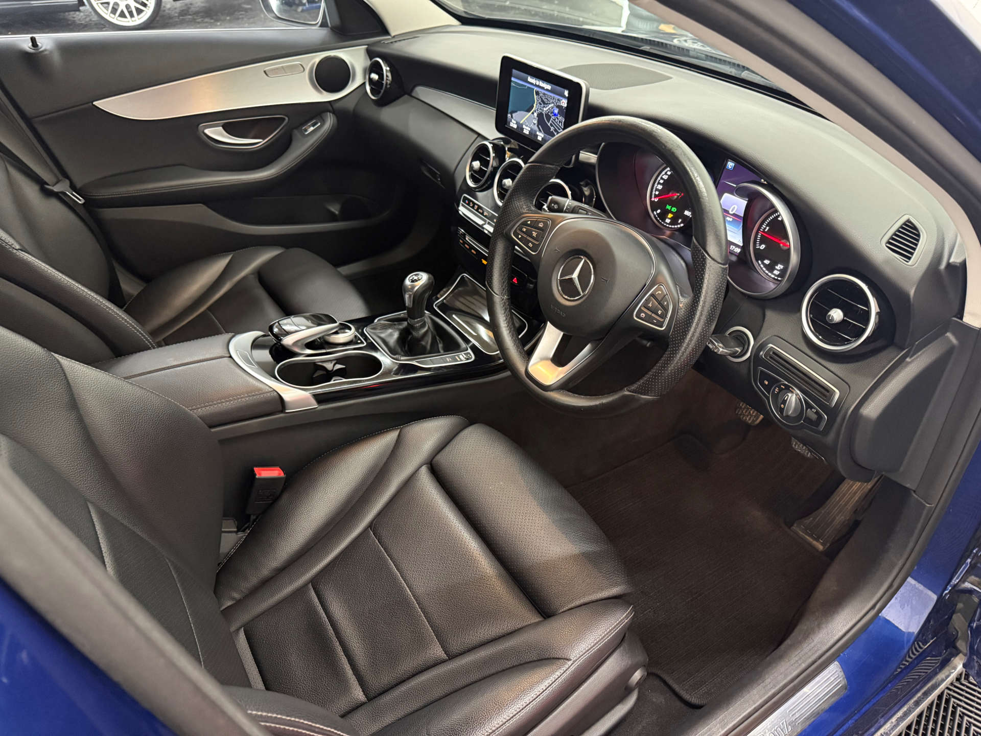 Mercedes-Benz C-CLASS 2.1 C220 D Sport 5dr #9