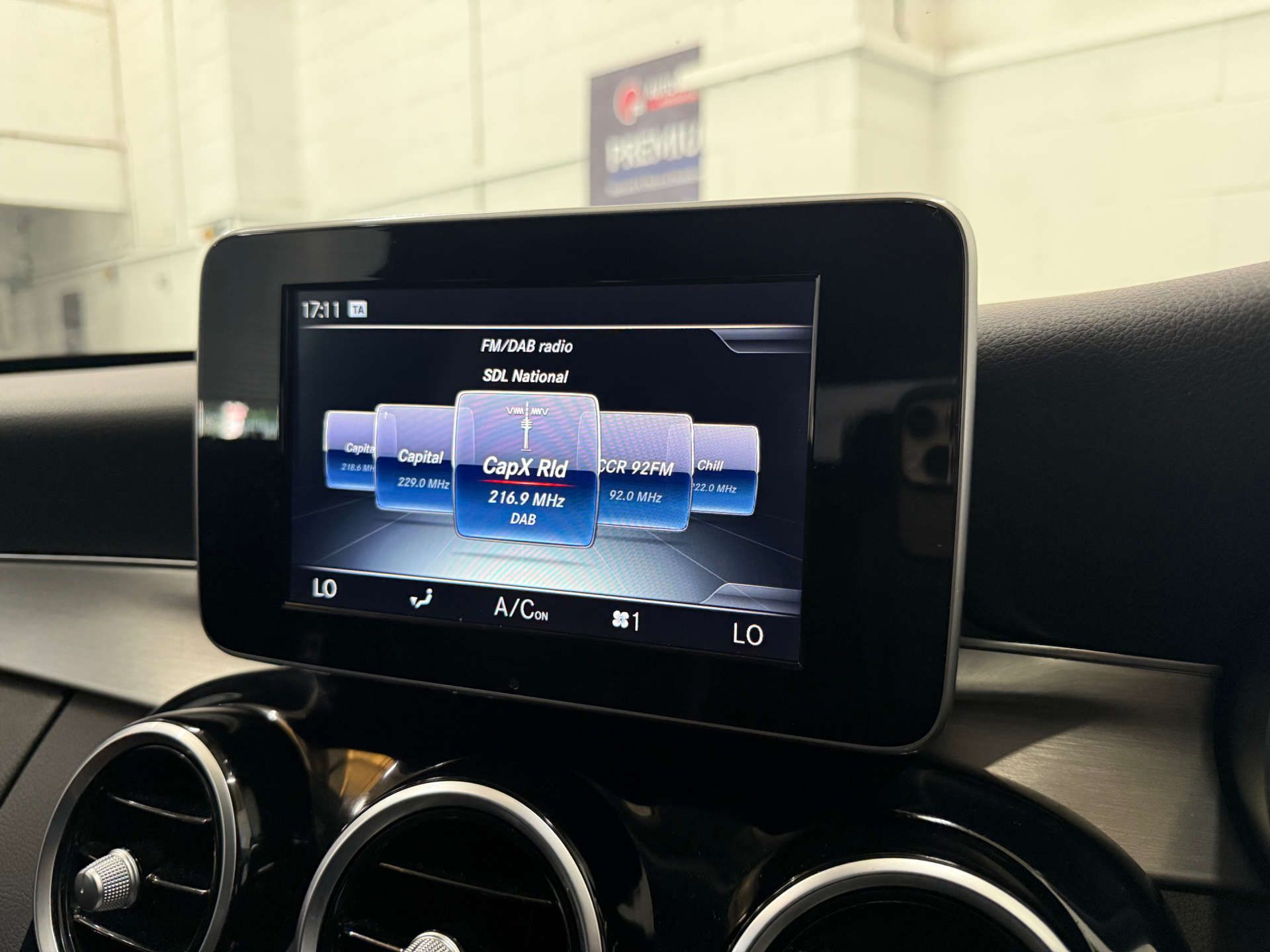 Mercedes-Benz C-CLASS 2.1 C220 D Sport 5dr #19