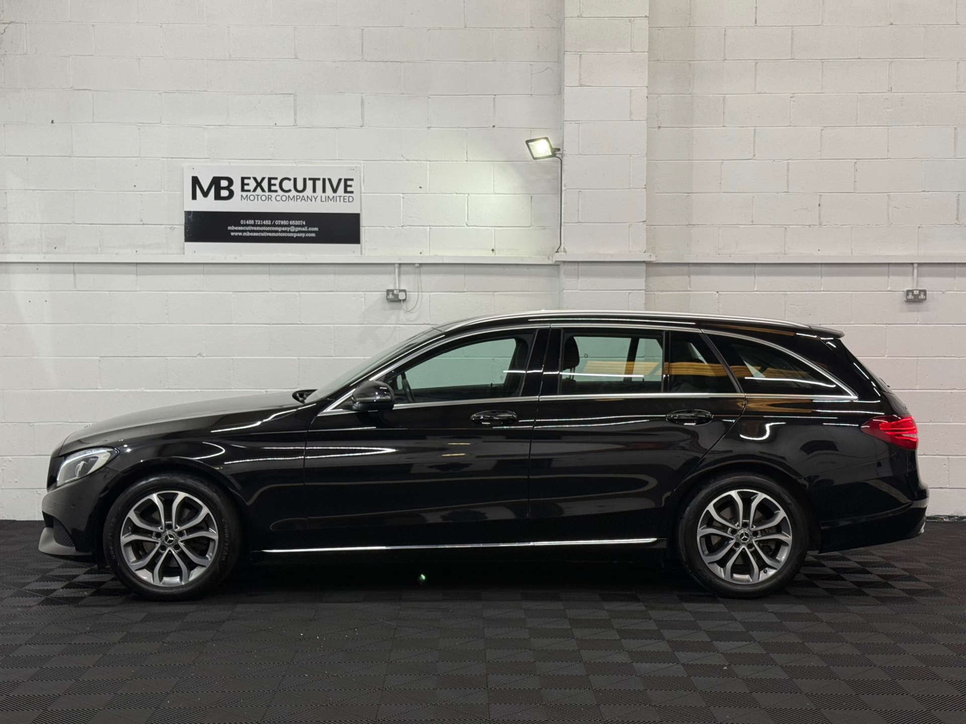 Mercedes-Benz C-CLASS 2.1 C 220 Sport D Auto 5dr #5