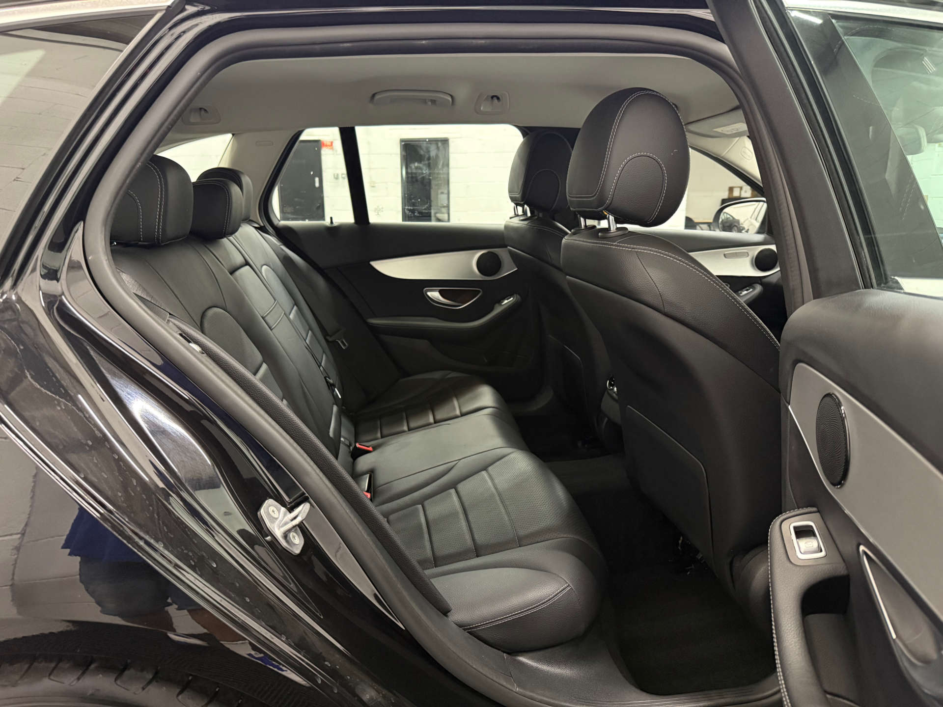 Mercedes-Benz C-CLASS 2.1 C 220 Sport D Auto 5dr #11