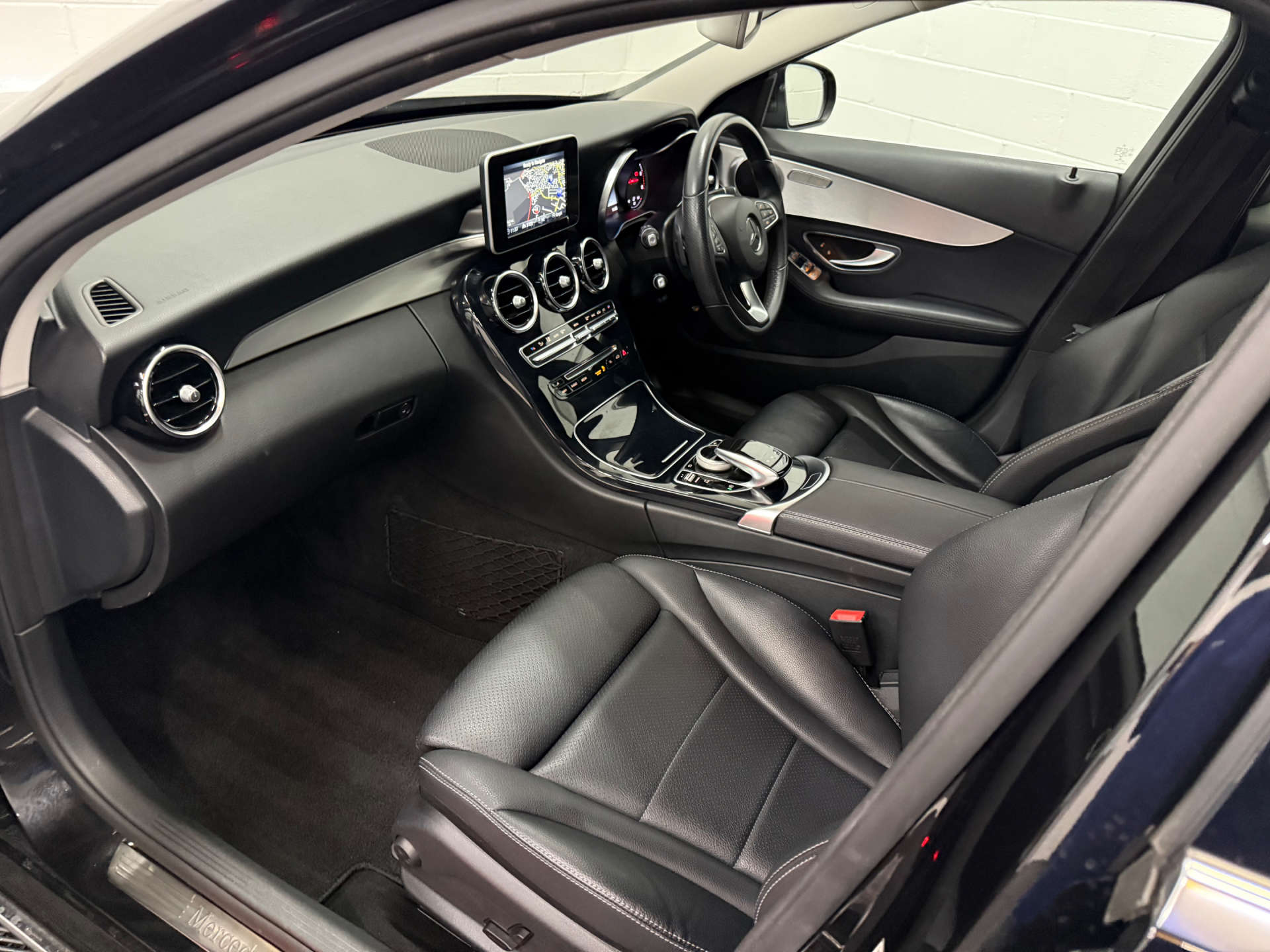 Mercedes-Benz C-CLASS 2.1 C 220 Sport D Auto 5dr #14