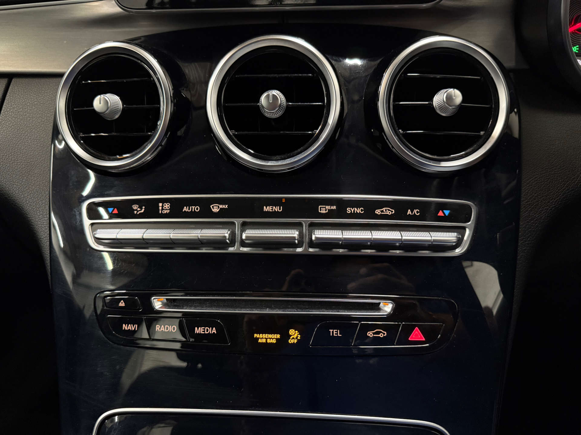 Mercedes-Benz C-CLASS 2.1 C 220 Sport D Auto 5dr #28