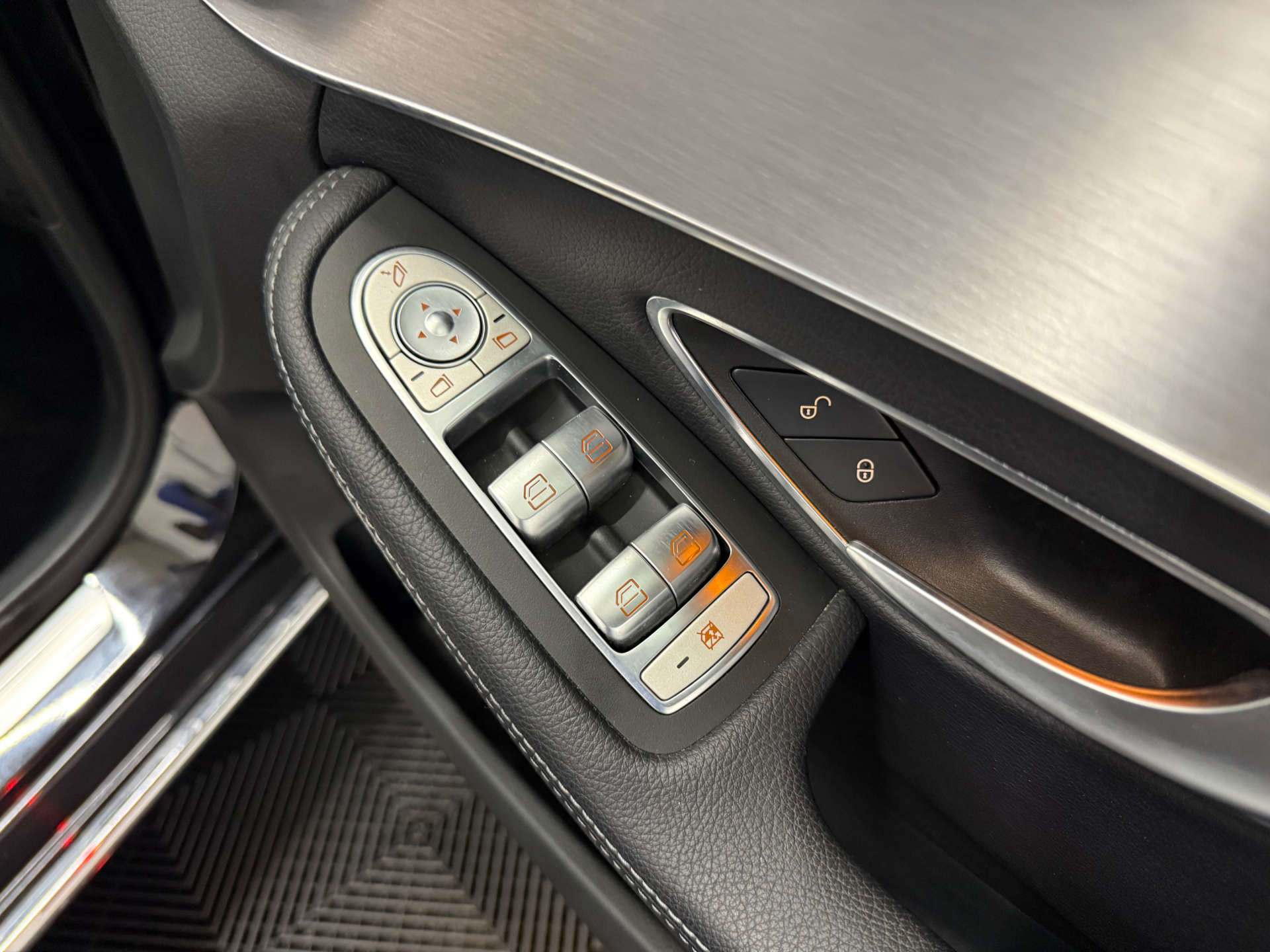 Mercedes-Benz C-CLASS 2.1 C 220 Sport D Auto 5dr #39