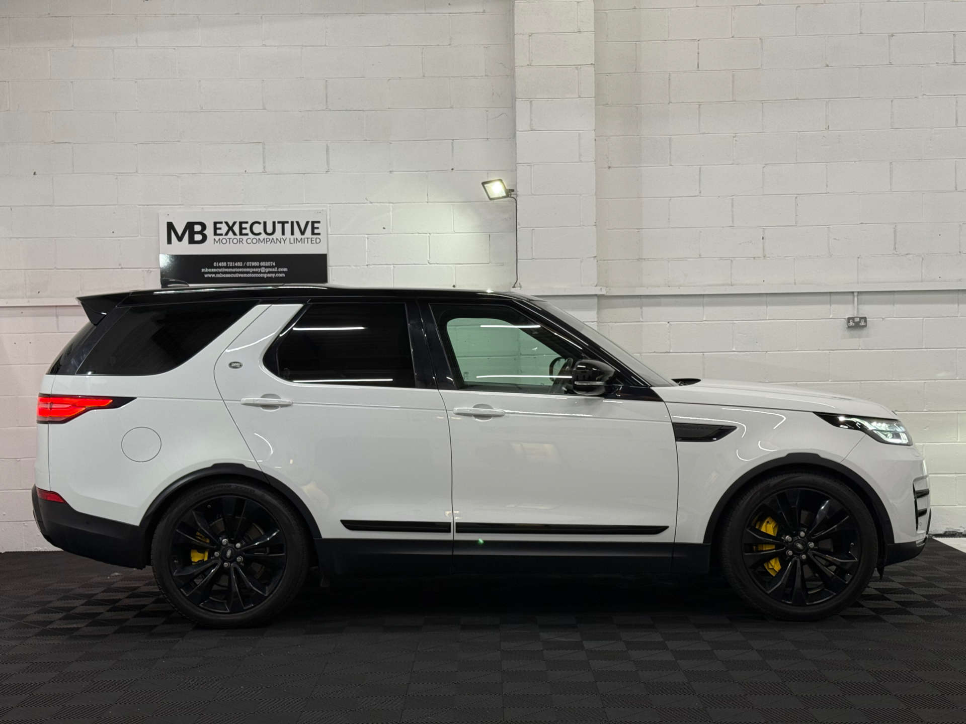 Land Rover DISCOVERY 3.0 Discovery HSE SDV6 Auto 4WD 5dr #1