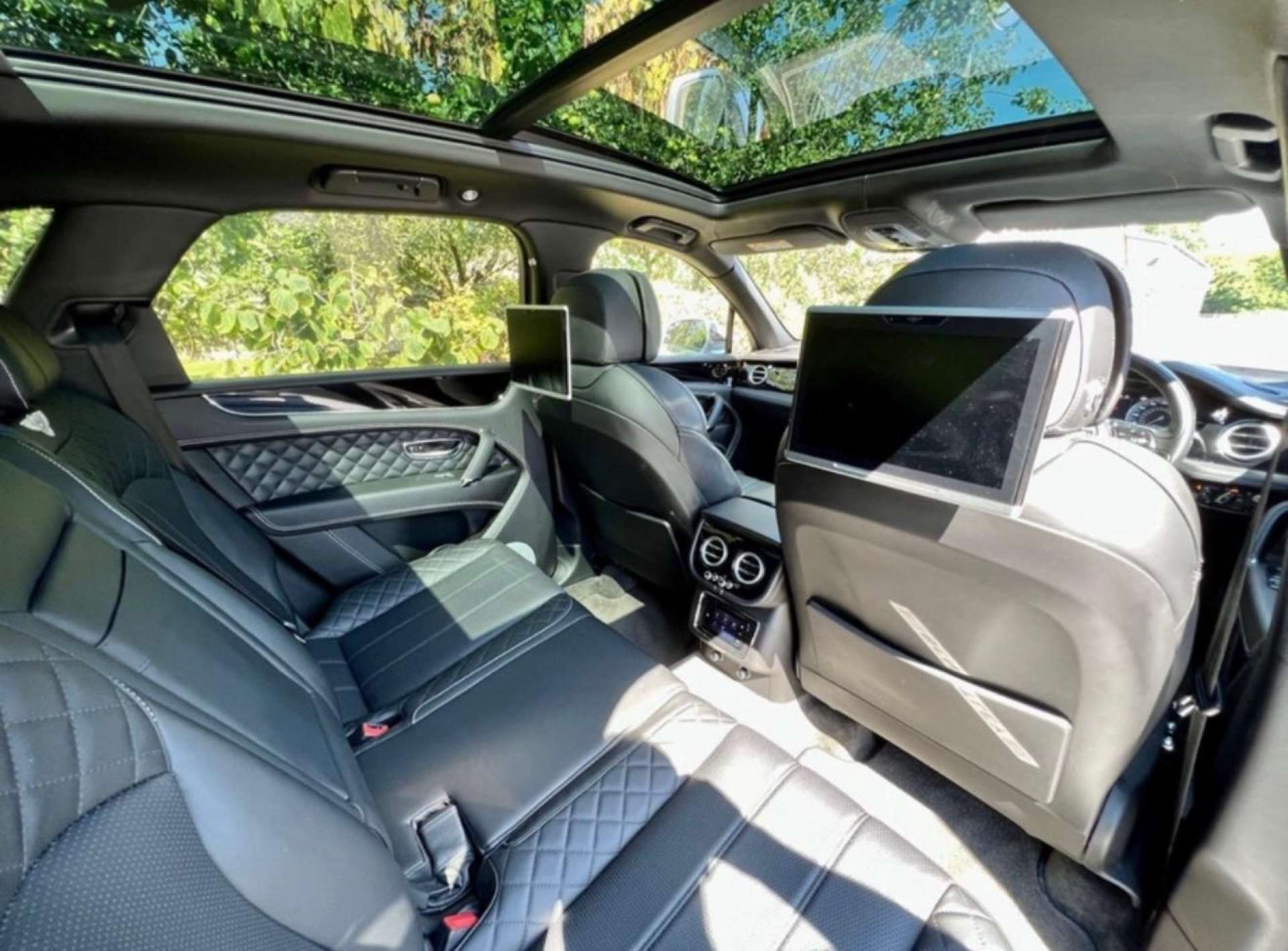 BENTLEY BENTAYGA 6.0 Bentayga W12 Auto 4WD 5dr #8