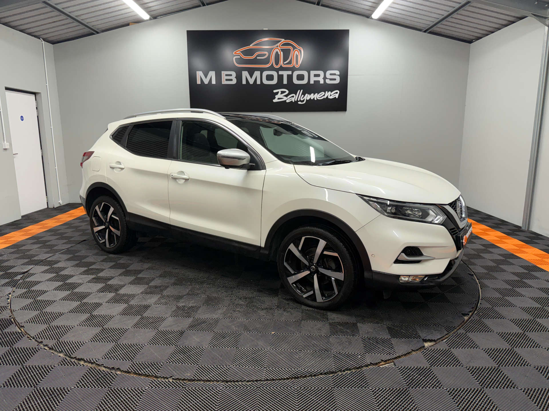 NISSAN QASHQAI 2018