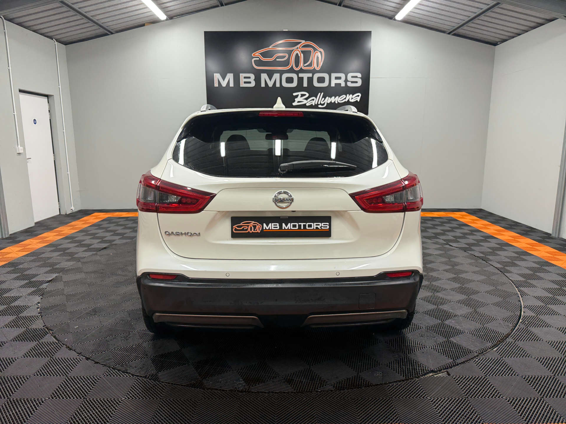 2018 NISSAN QASHQAI 1.3 Qashqai Tekna+ DiG-T 5dr - vehicle photo 8 for sale on PureCar