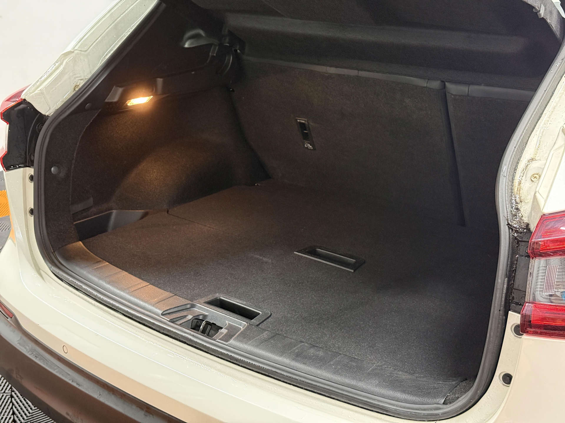 2018 NISSAN QASHQAI 1.3 Qashqai Tekna+ DiG-T 5dr - vehicle photo 42 for sale on PureCar