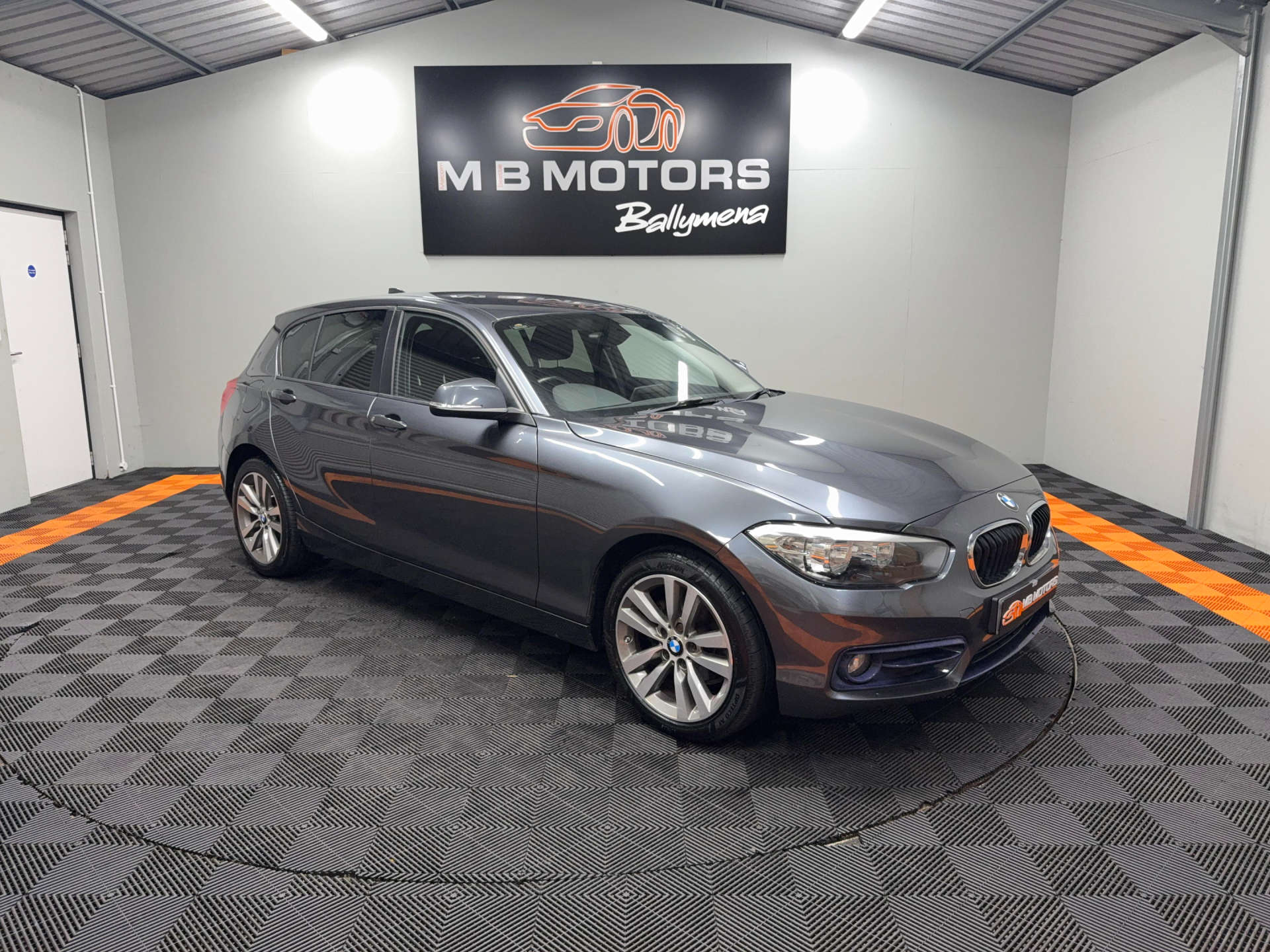 BMW 1 SERIES 2015