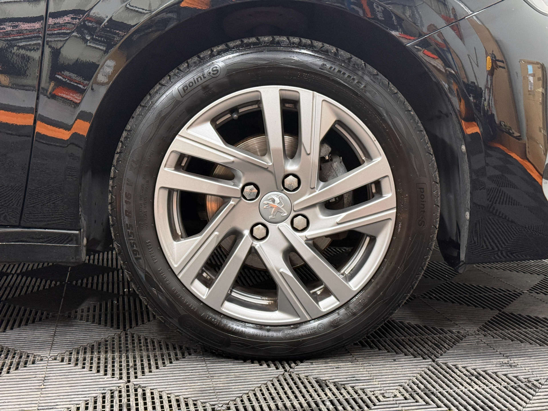 2020 PEUGEOT 1.2 208 Active PureTech S/S 5dr - vehicle photo 12 for sale on PureCar