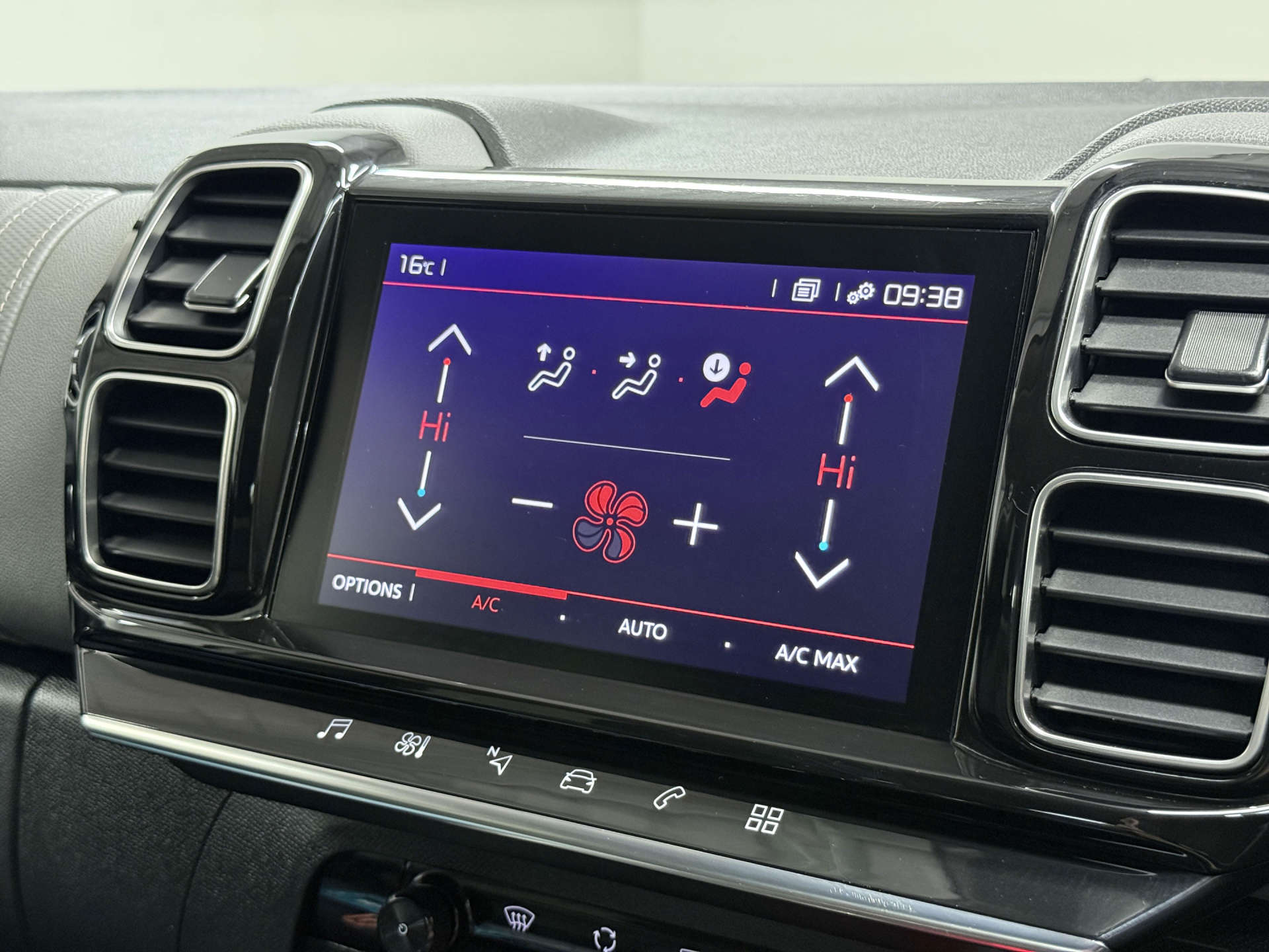 2020 CITROEN C5 AIRCROSS 1.5 C5 Aircross Flair + Blue HDi S/S 5dr - vehicle photo 21 for sale on PureCar
