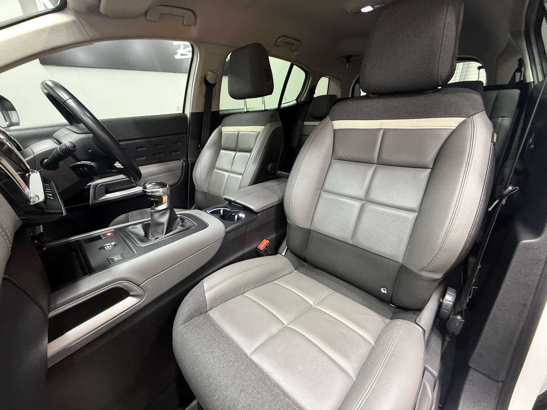 2020 CITROEN C5 AIRCROSS 1.5 C5 Aircross Flair + Blue HDi S/S 5dr - vehicle photo 29 for sale on PureCar