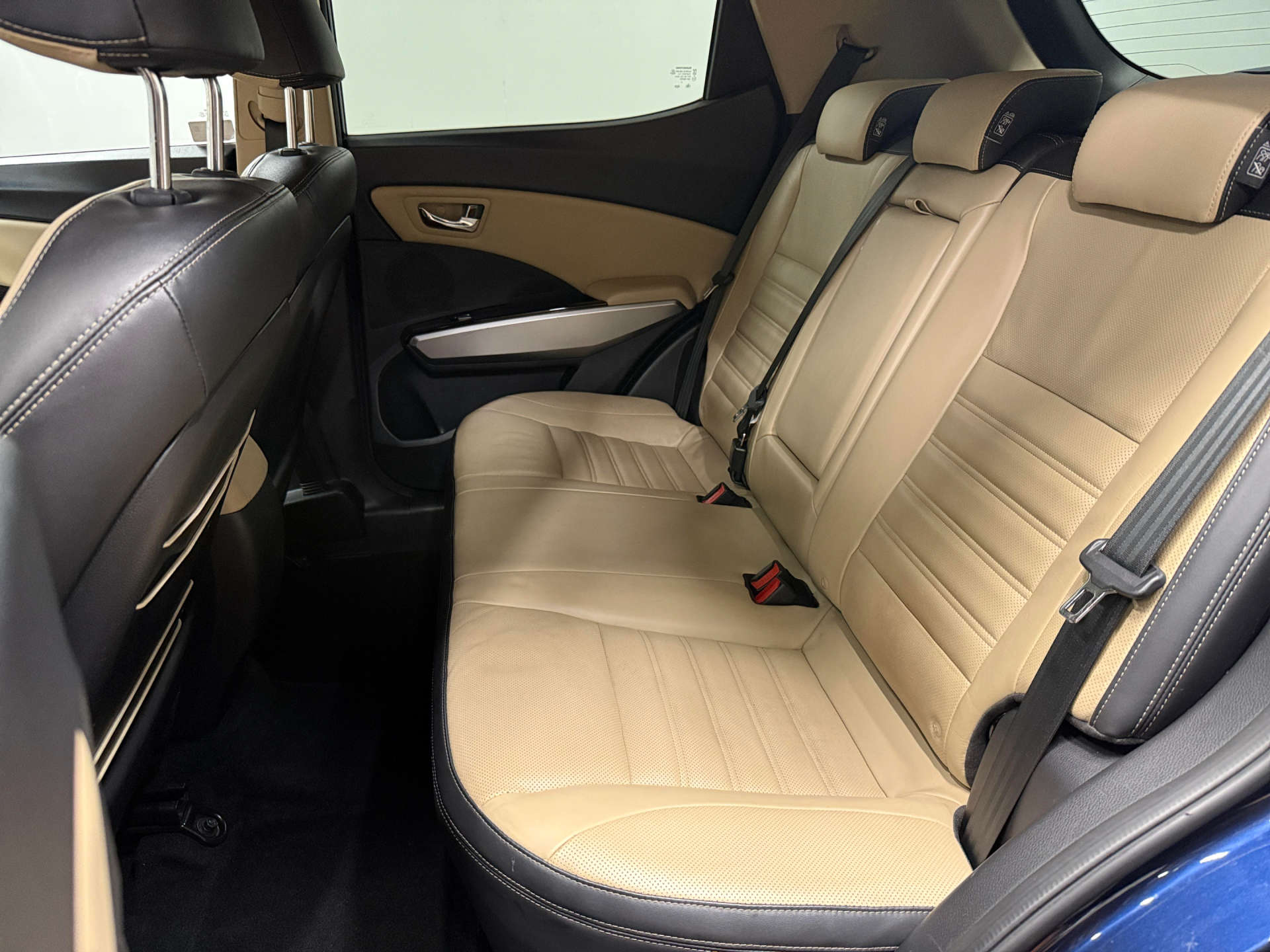2015 SSANGYONG TIVOLI 1.6 Tivoli ELX TD 5dr - vehicle photo 34 for sale on PureCar
