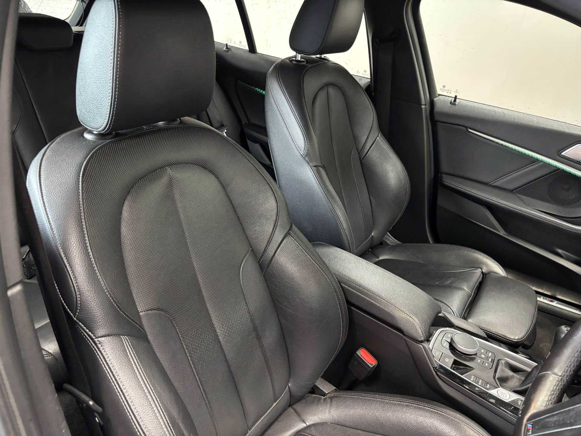 2020 BMW 1 SERIES 1.5 118i M Sport 5dr - vehicle photo 4 for sale on PureCar