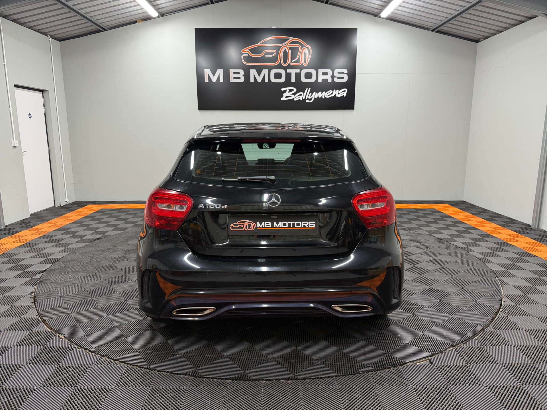 2017 MERCEDES A-CLASS 1.5 A 180 D AMG Line 5dr - vehicle photo 8 for sale on PureCar