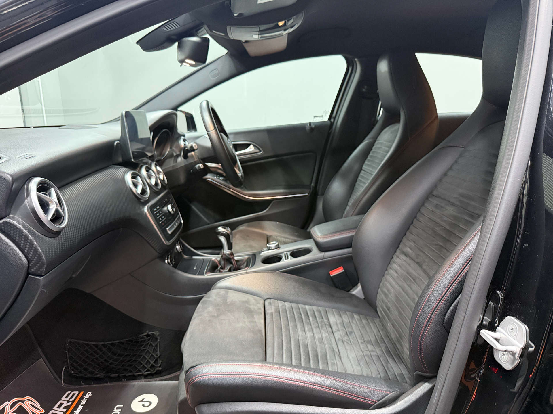 2017 MERCEDES A-CLASS 1.5 A 180 D AMG Line 5dr - vehicle photo 23 for sale on PureCar