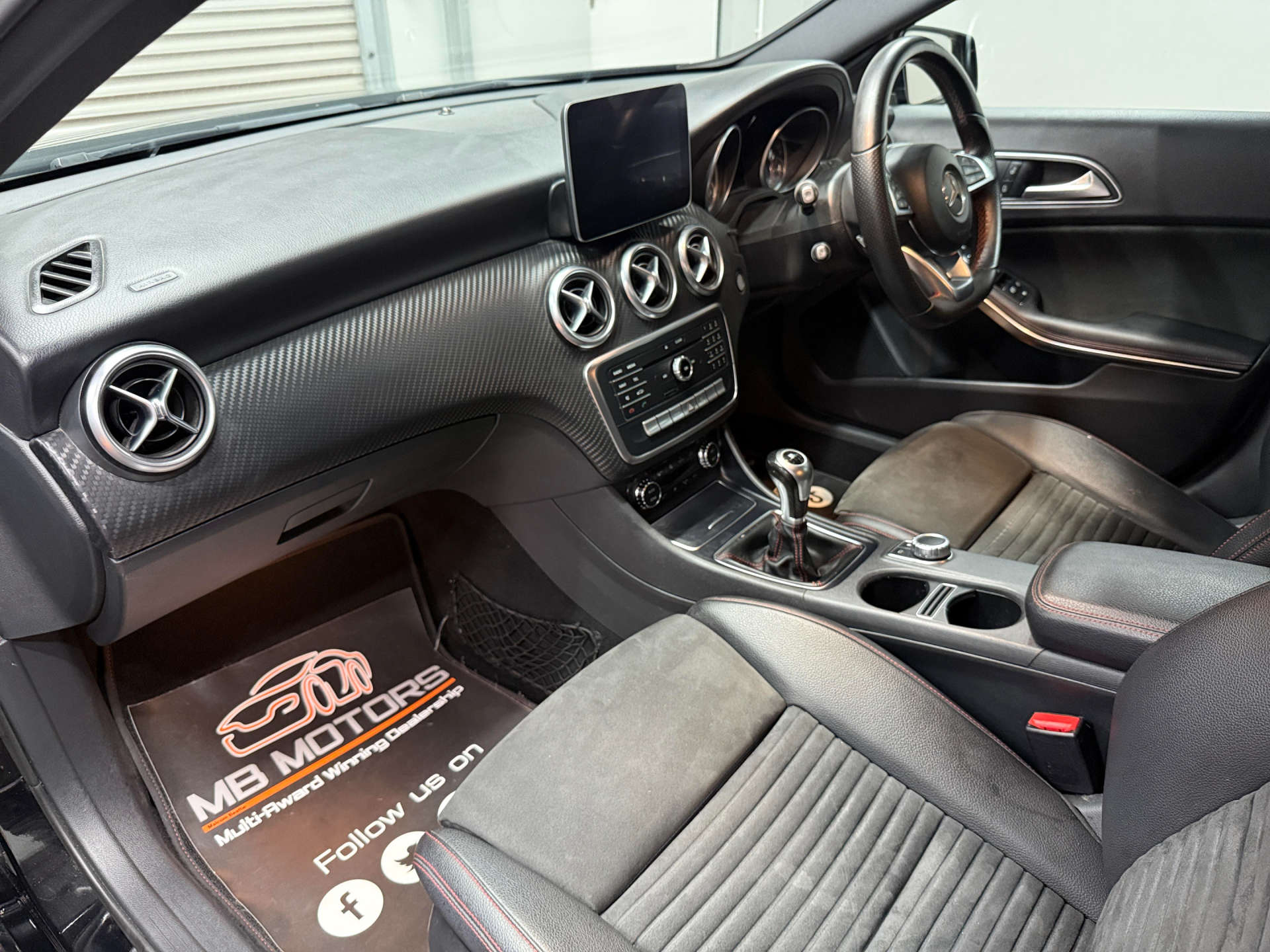 2017 MERCEDES A-CLASS 1.5 A 180 D AMG Line 5dr - vehicle photo 24 for sale on PureCar