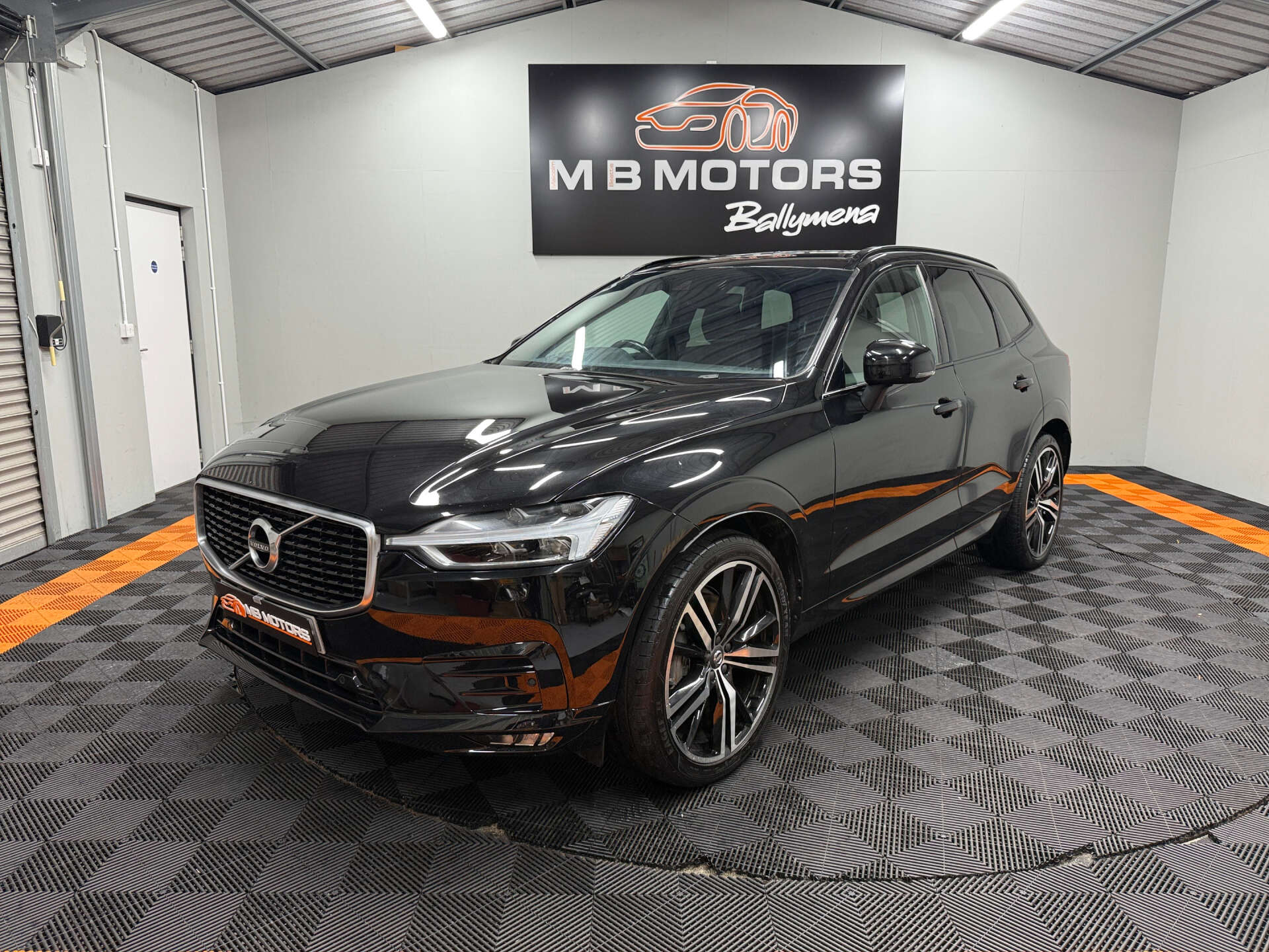 2019 VOLVO XC60 2.0 XC60 R-Design Pro B5 AWD Auto 4WD 5dr - vehicle photo 3 for sale on PureCar