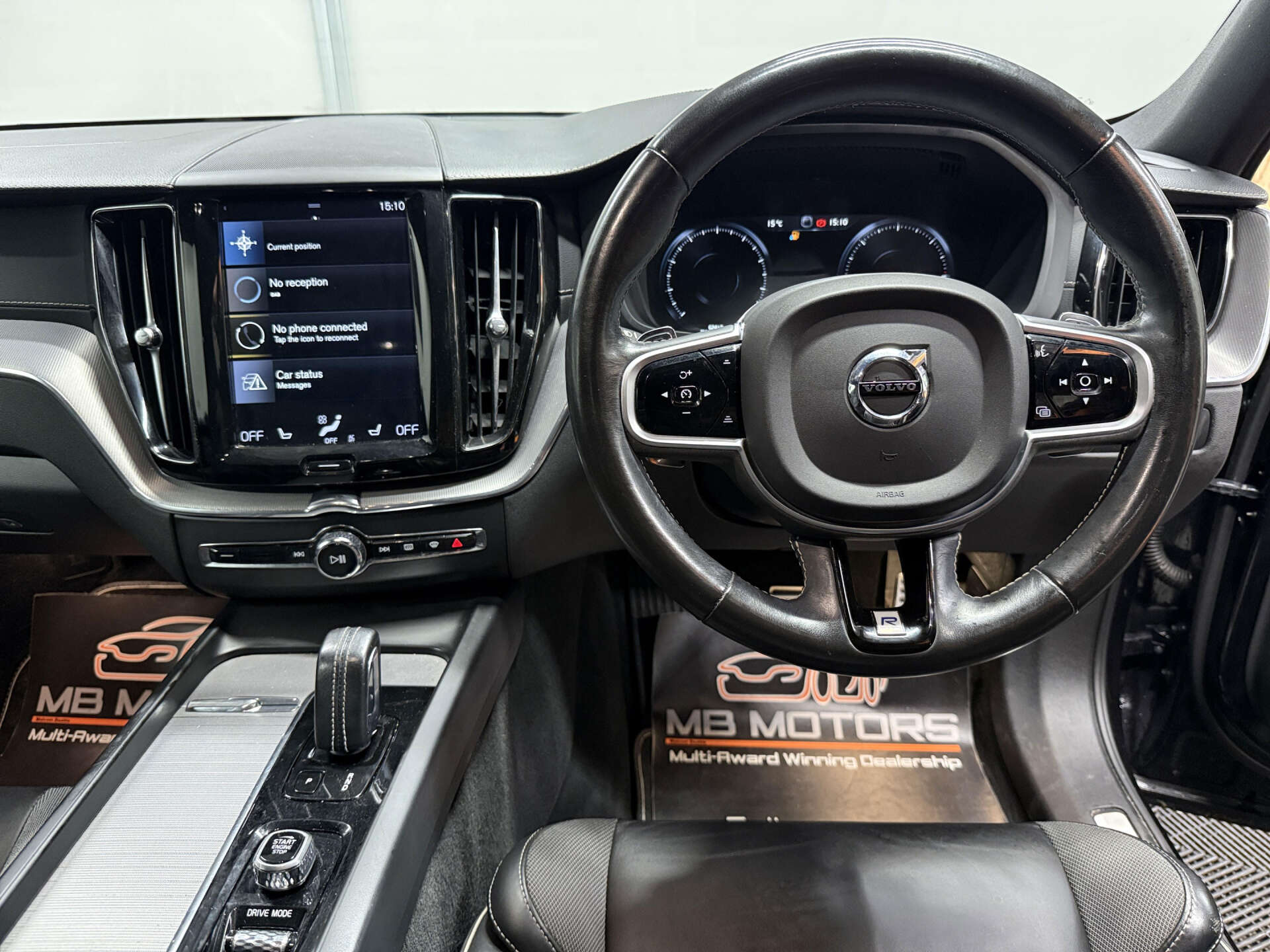 2019 VOLVO XC60 2.0 XC60 R-Design Pro B5 AWD Auto 4WD 5dr - vehicle photo 18 for sale on PureCar