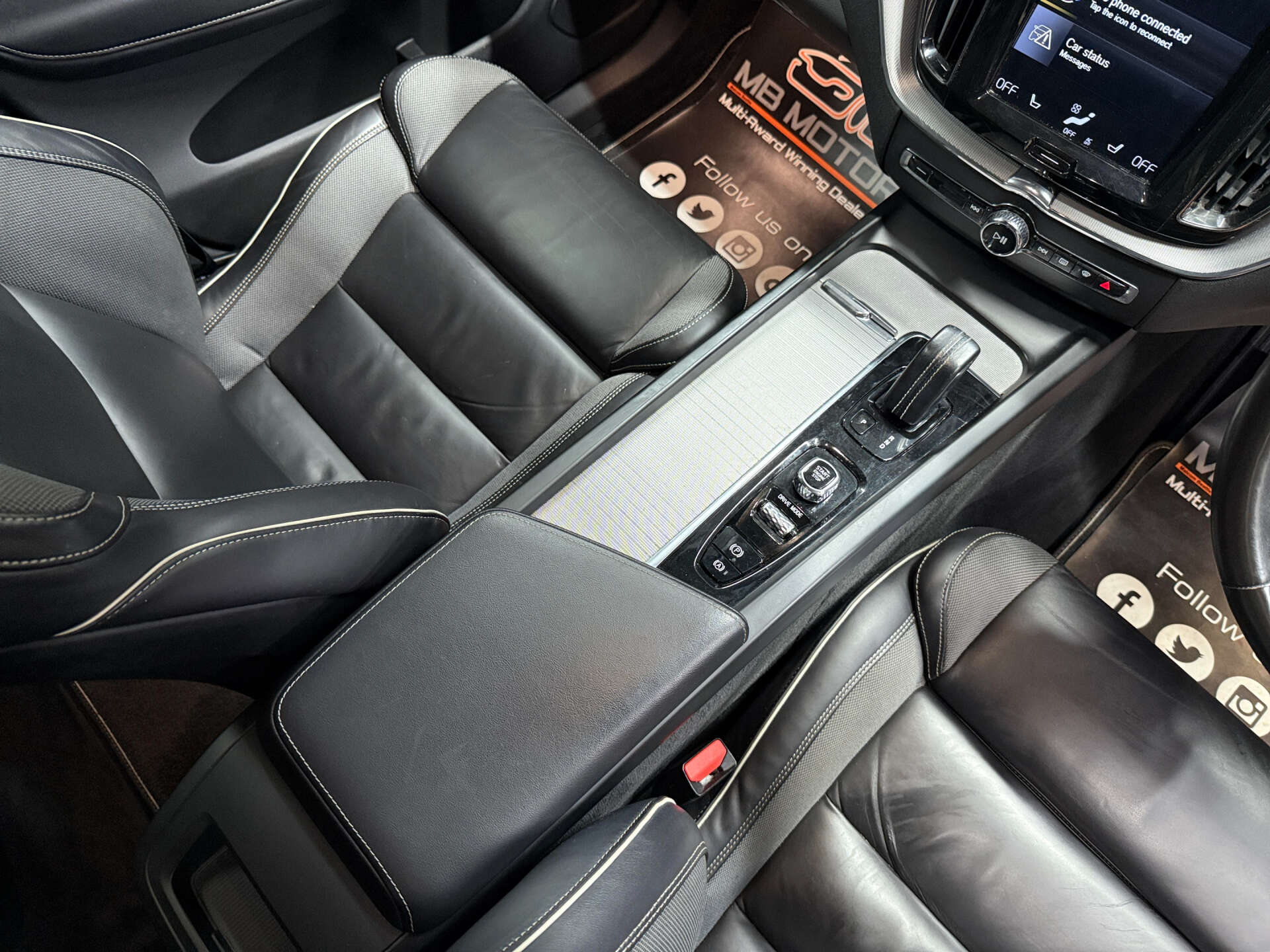 2019 VOLVO XC60 2.0 XC60 R-Design Pro B5 AWD Auto 4WD 5dr - vehicle photo 24 for sale on PureCar