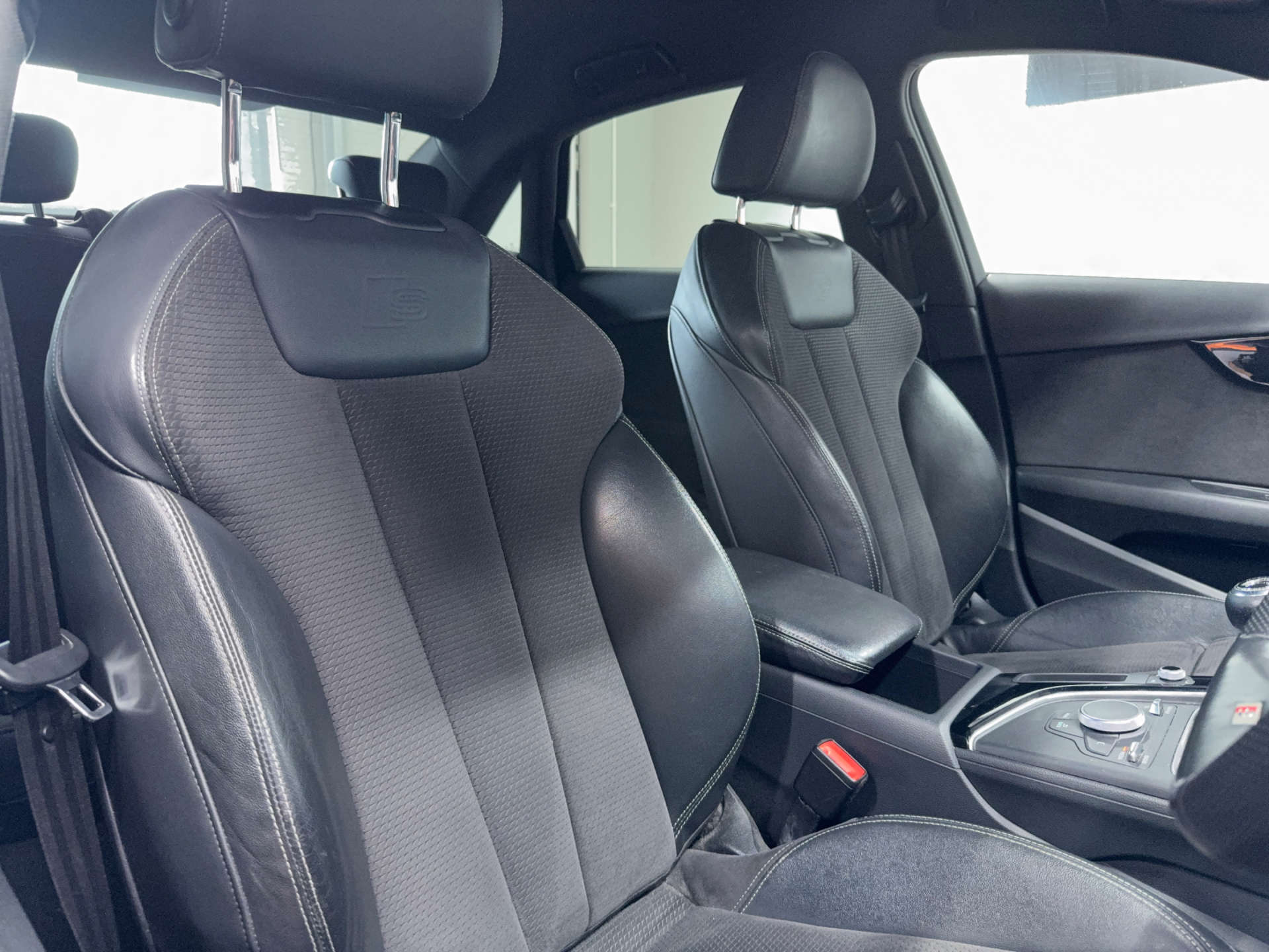 2018 AUDI A4 1.4 A4 Black Edition TFSI 4dr - vehicle photo 4 for sale on PureCar