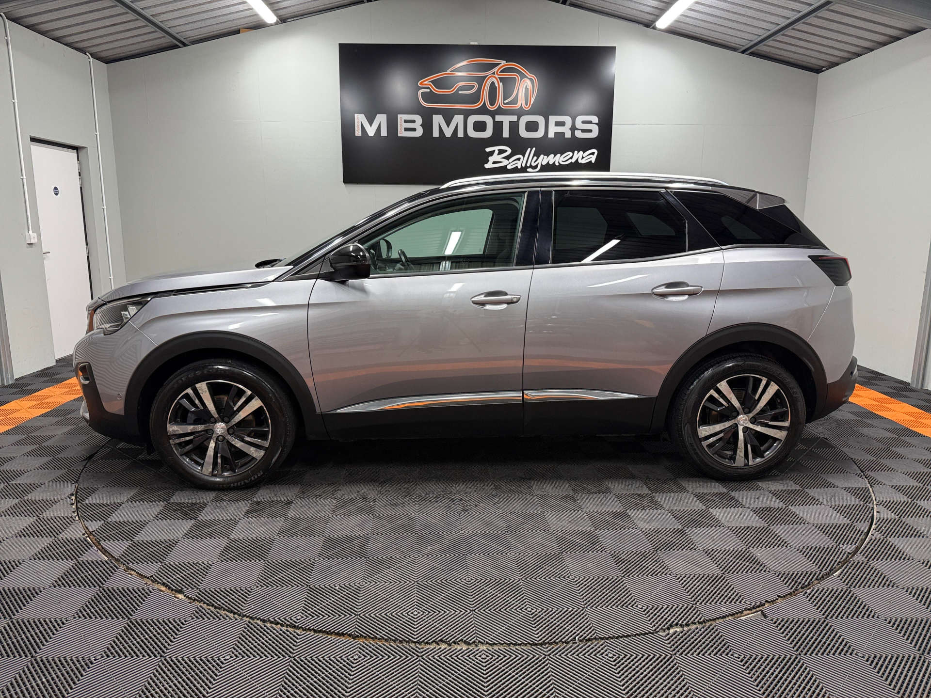 2018 PEUGEOT 1.2 3008 Allure S/S 5dr - vehicle photo 5 for sale on PureCar